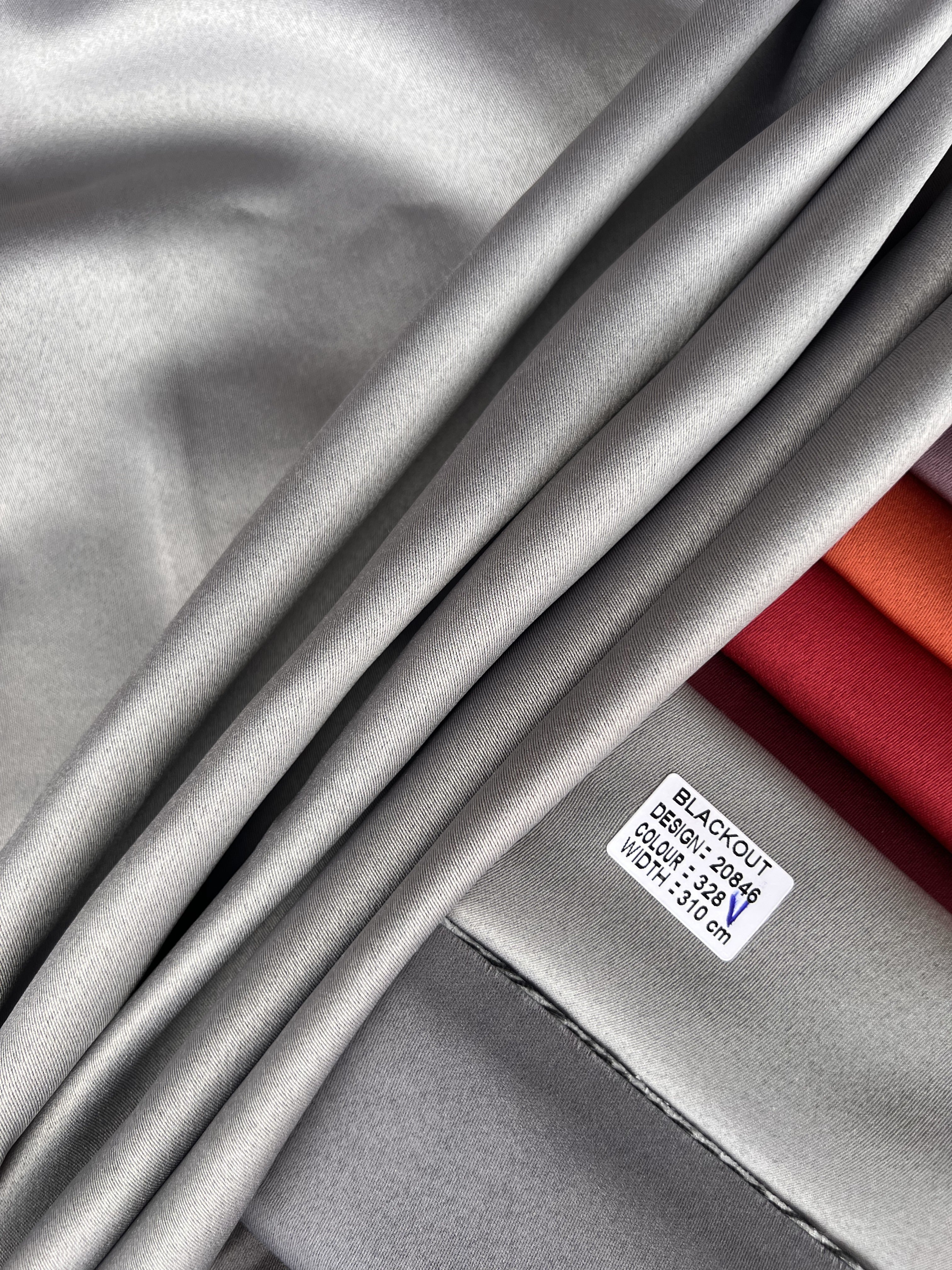 Monochrome "Blackout" curtain, gray color