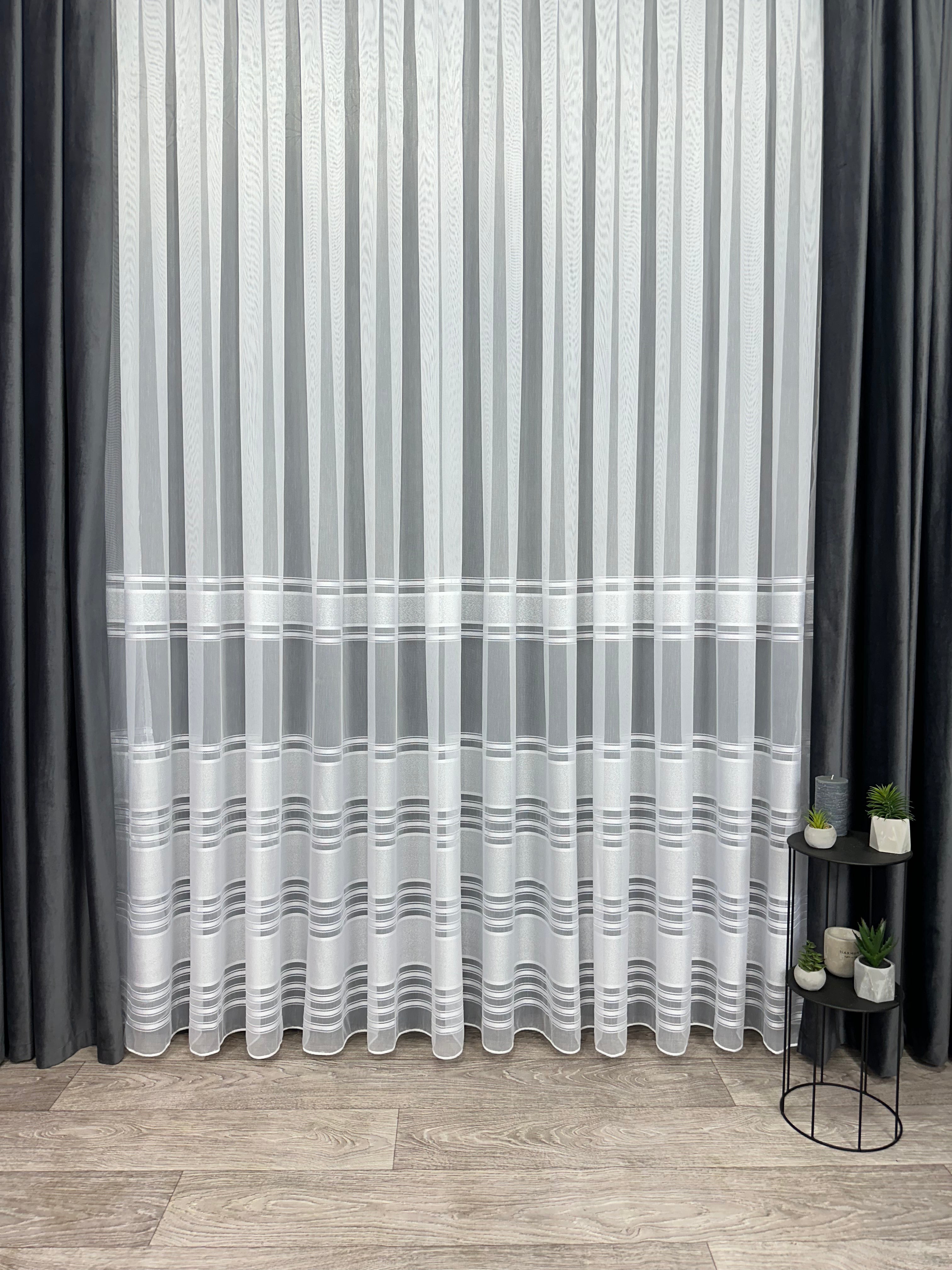 Bamboo-based sheer curtain with stripes, white color