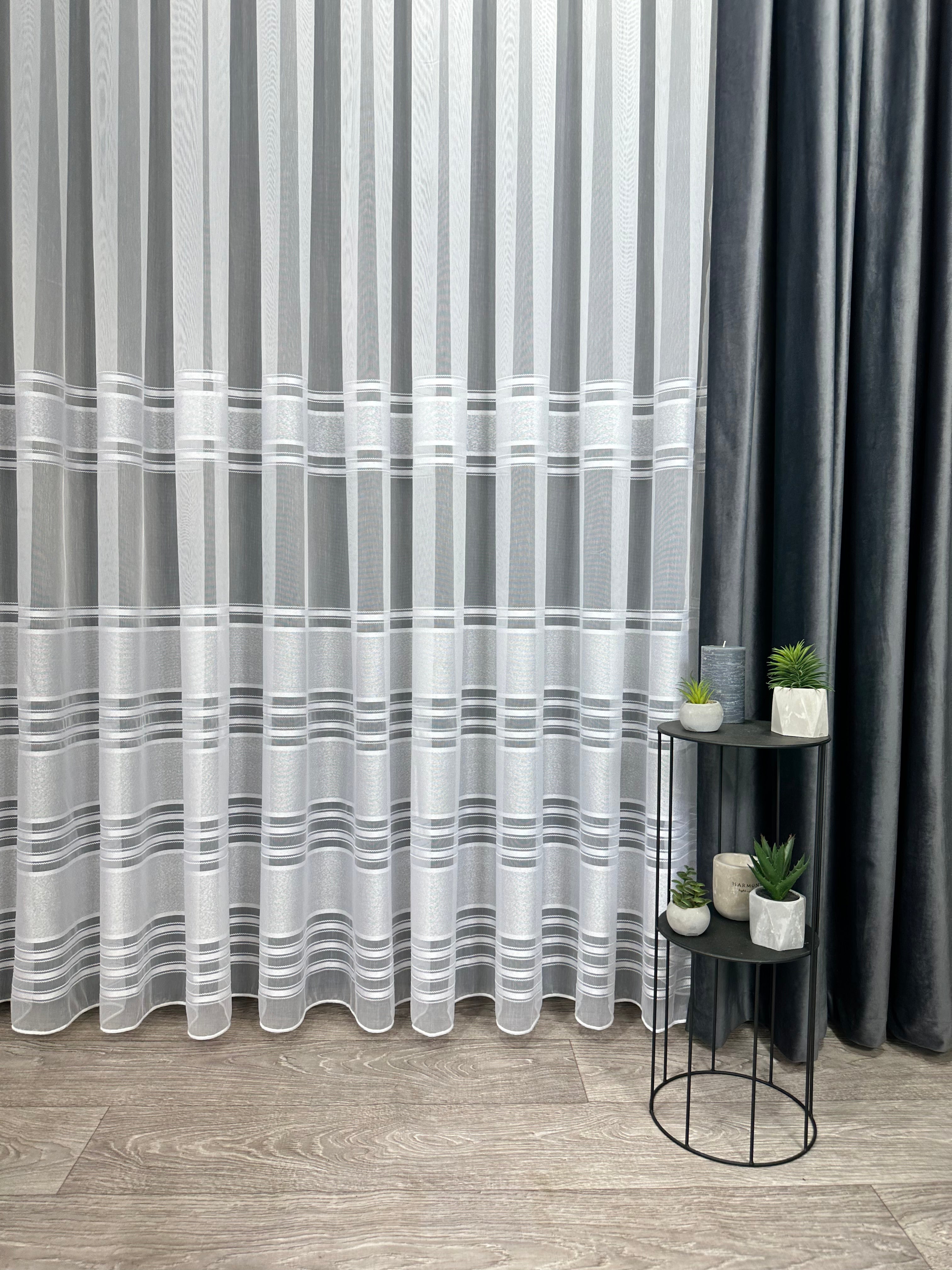 Bamboo-based sheer curtain with stripes, white color