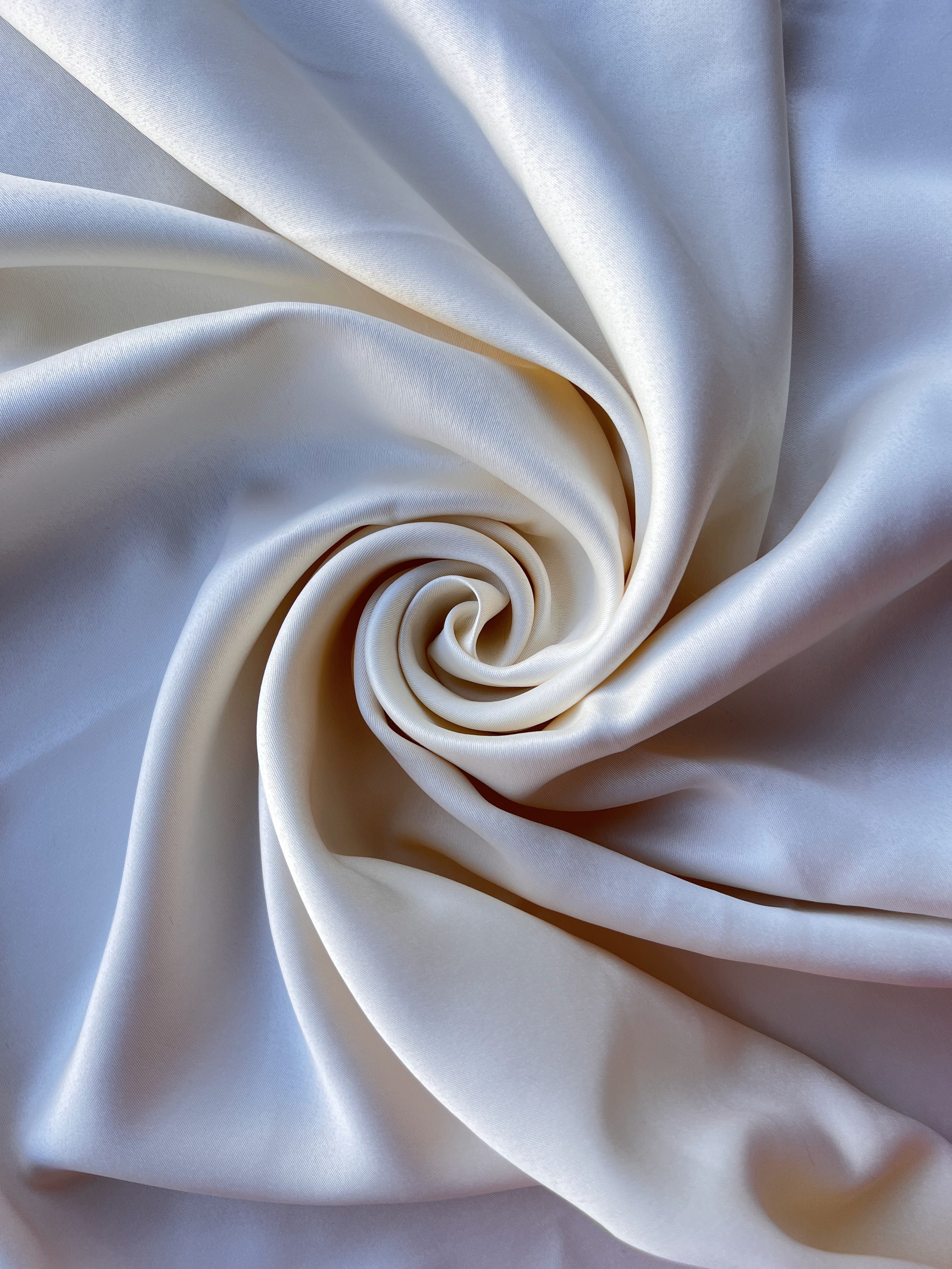 Monochrome "Blackout" curtain, milk color