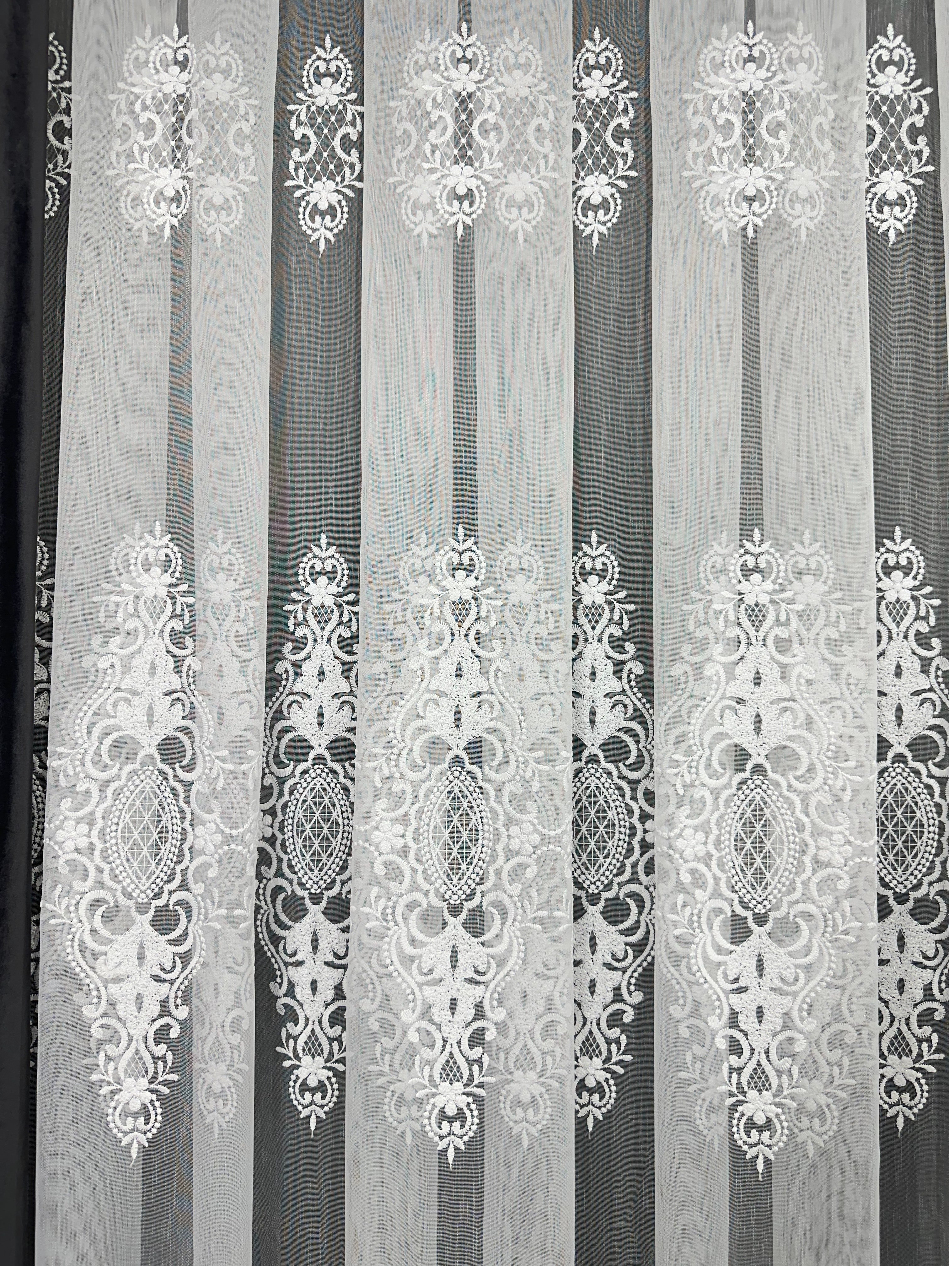 Bamboo-based sheer curtain with embroidery, white color