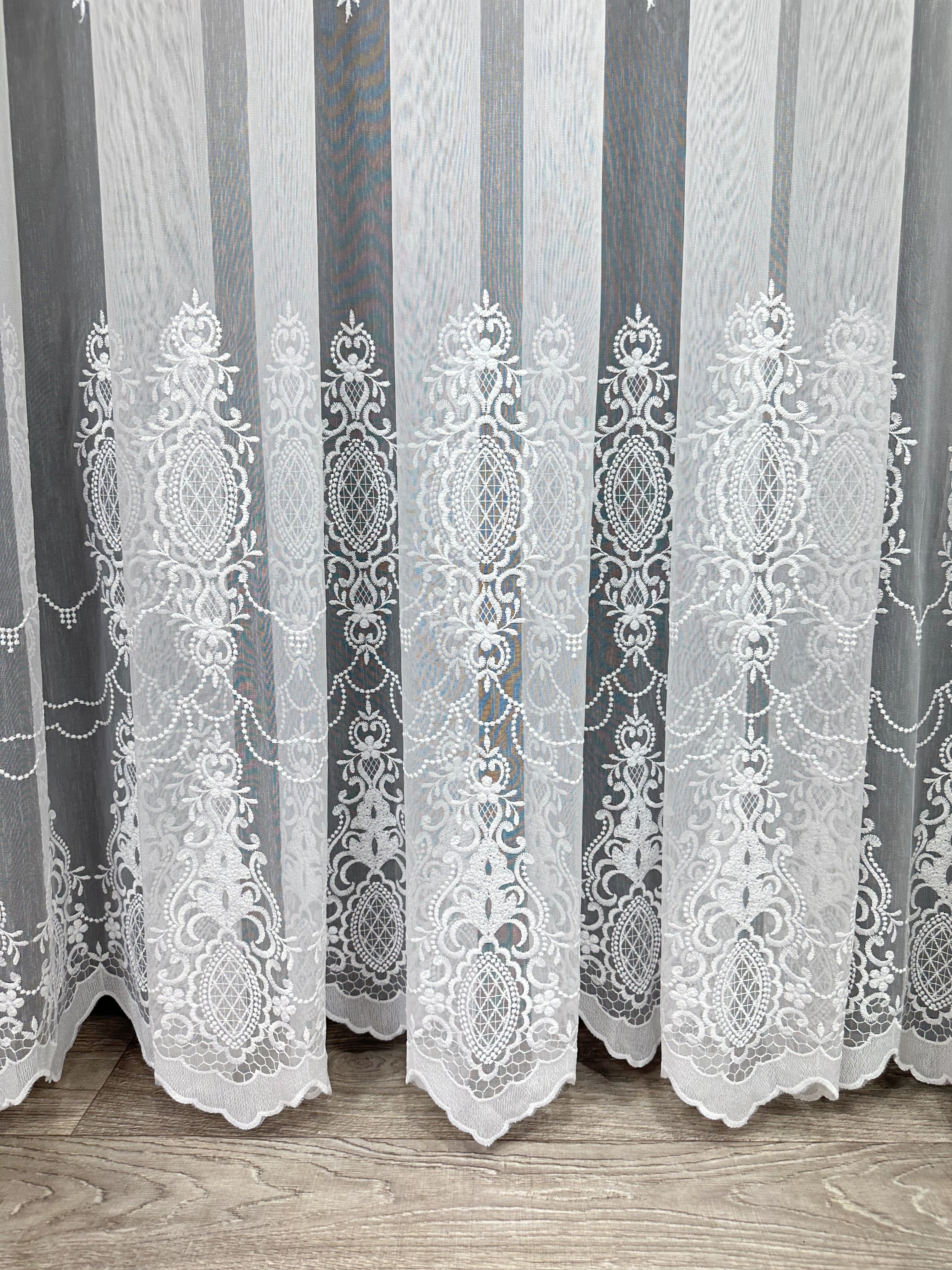 Bamboo-based sheer curtain with embroidery, white color