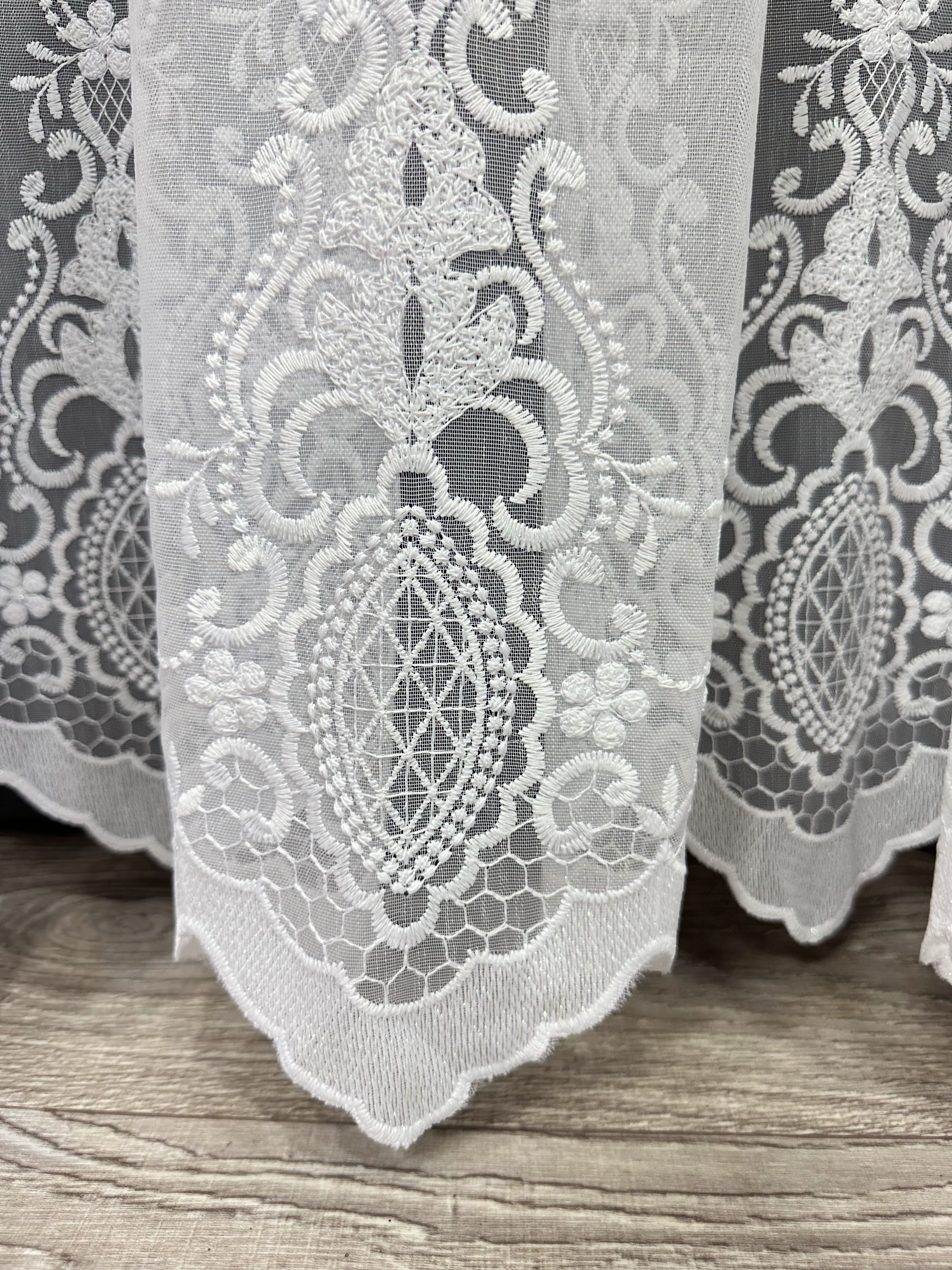 Bamboo-based sheer curtain with embroidery, white color