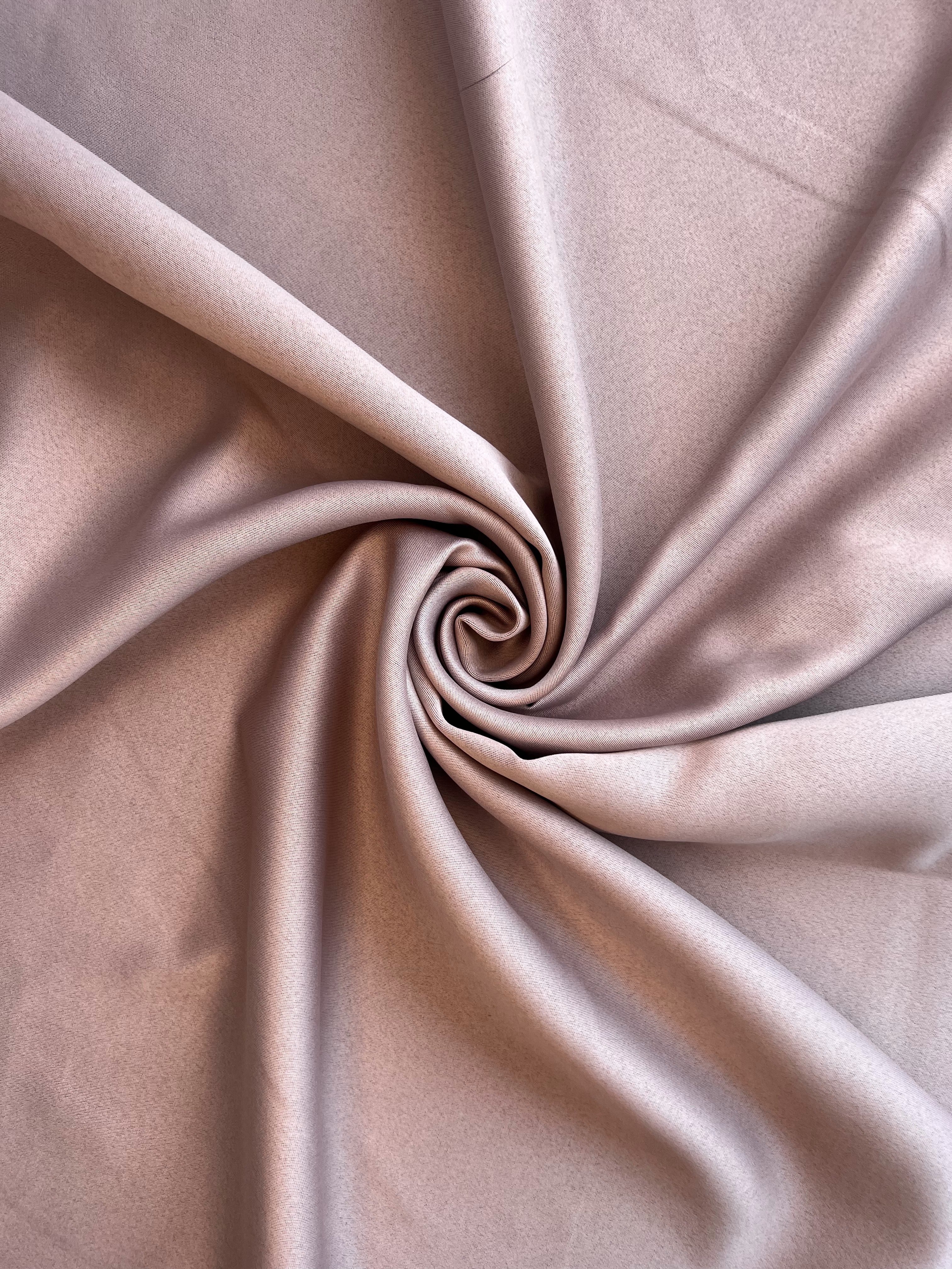 Monochrome "Blackout" curtain, light lavender color