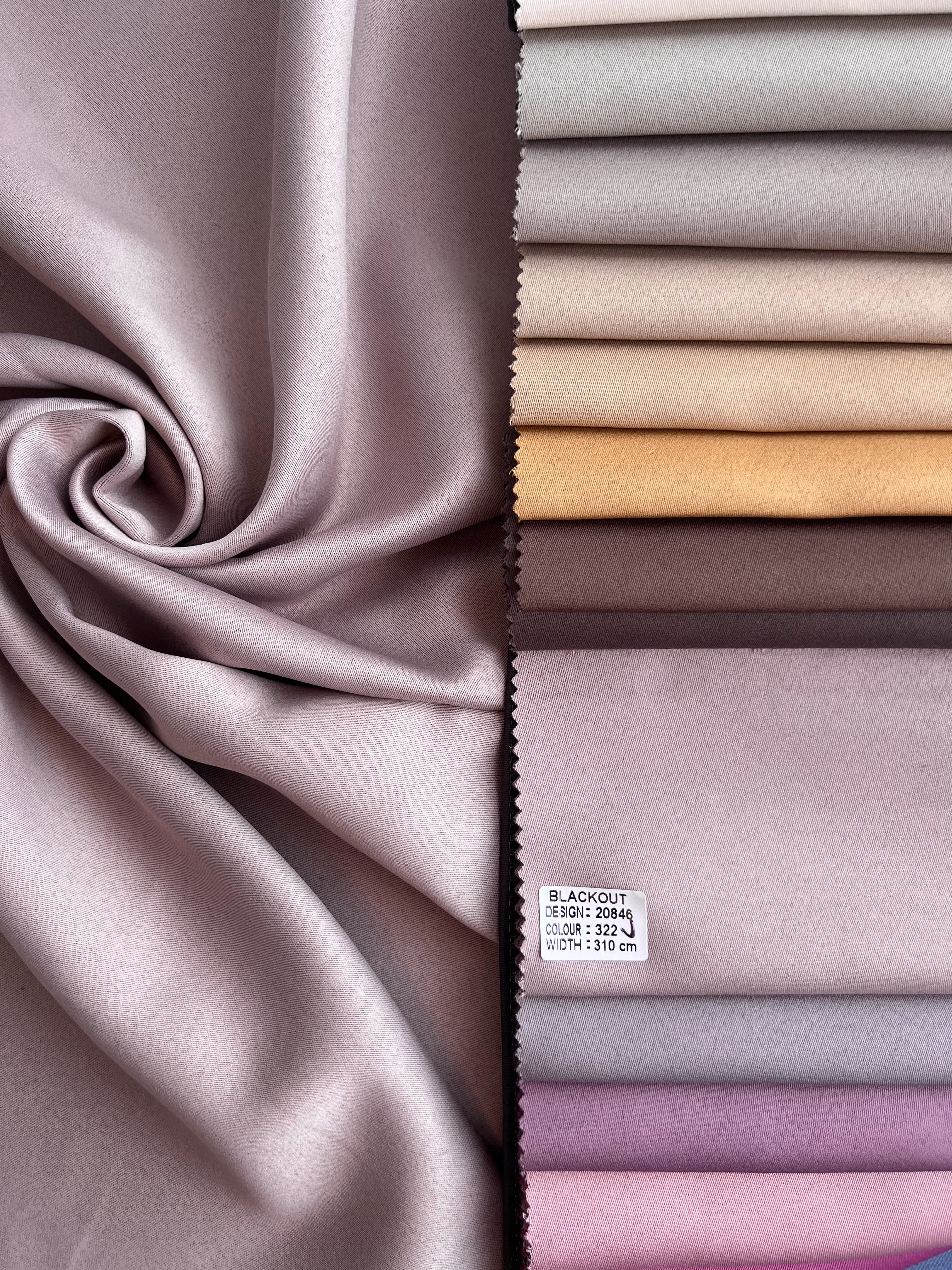 Monochrome "Blackout" curtain, light lavender color