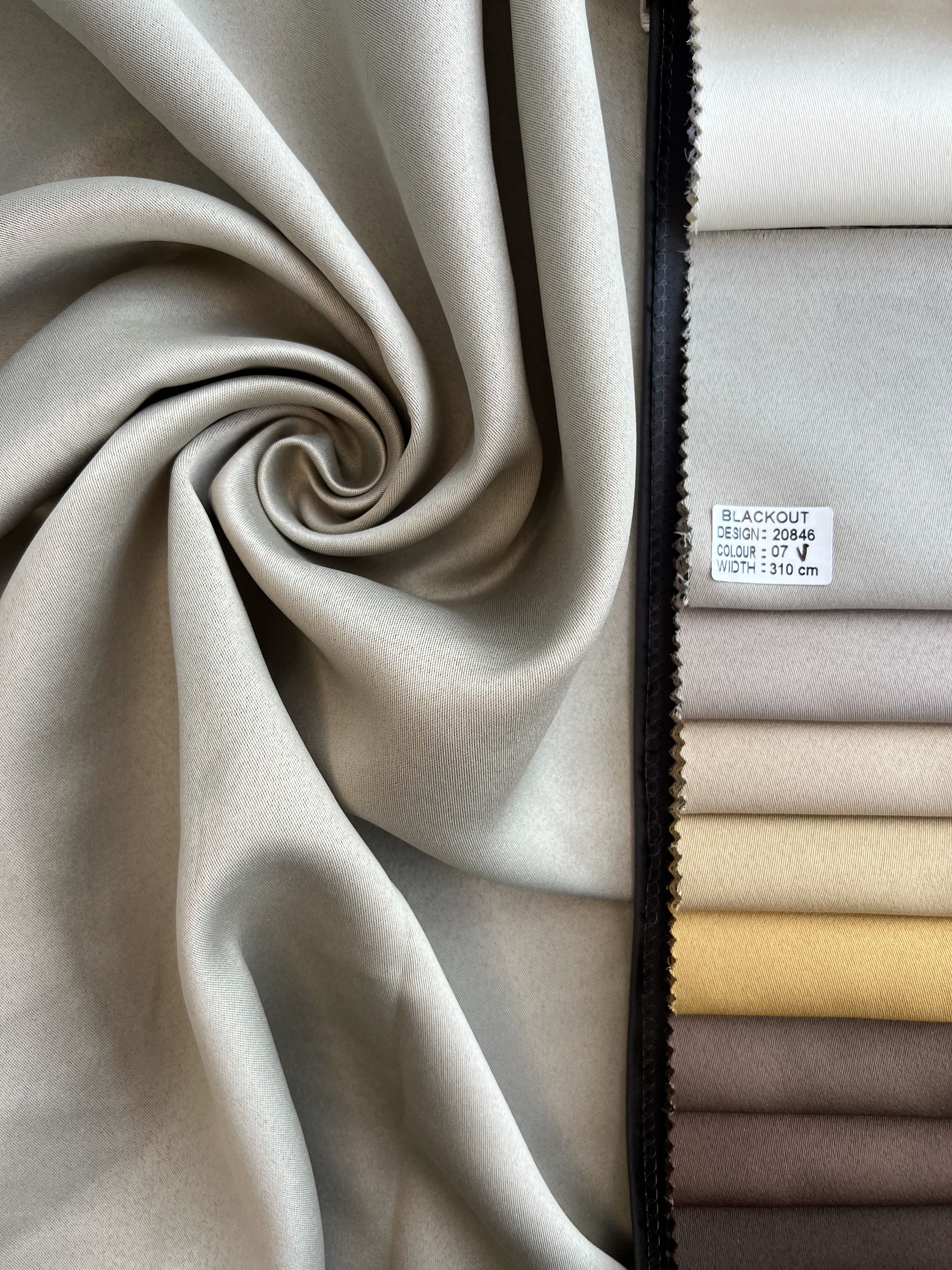 Monochrome "Blackout" curtain, gray-beige color