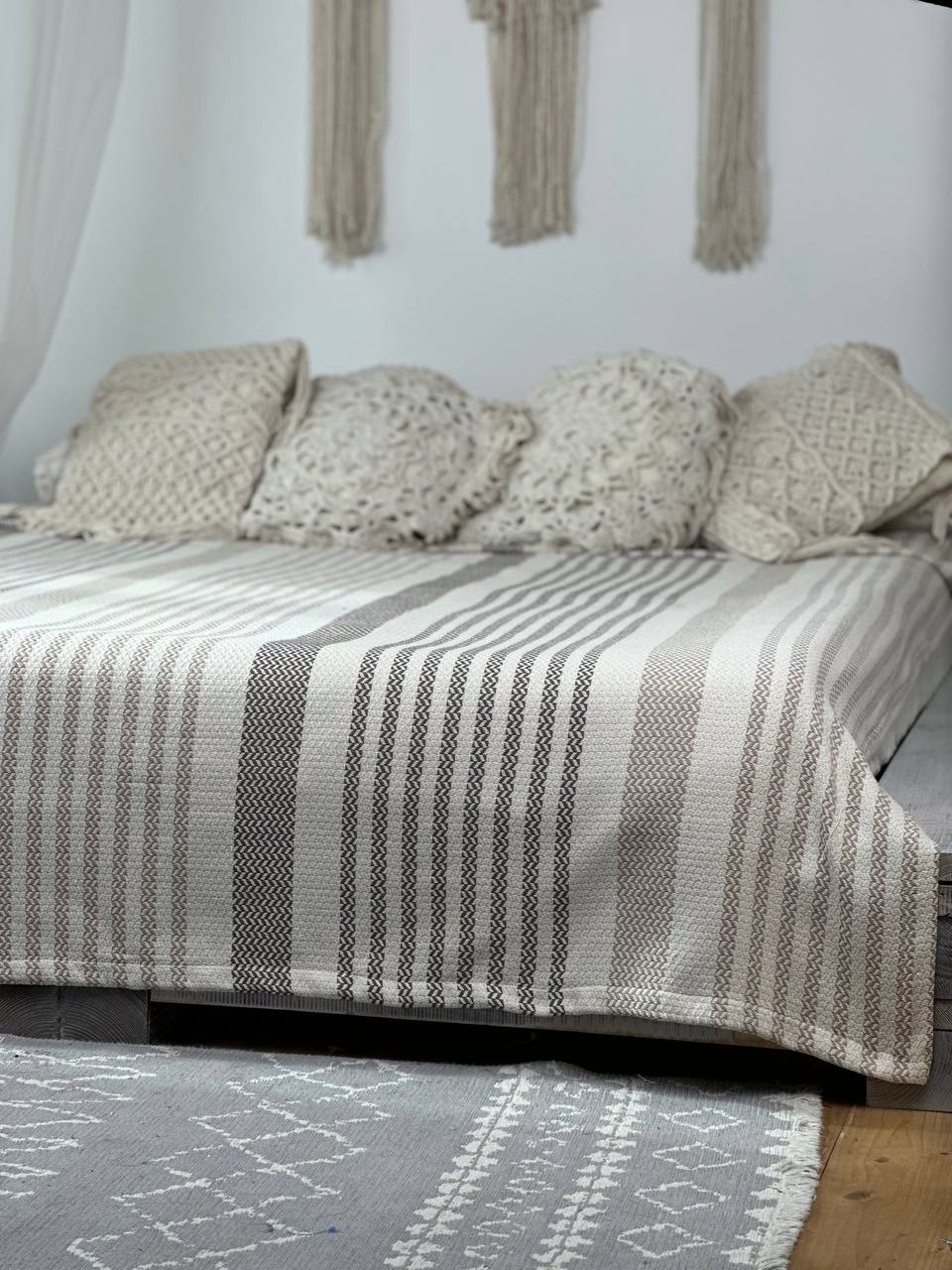 Plaid bedspread “Line”, 100% cotton, beige color