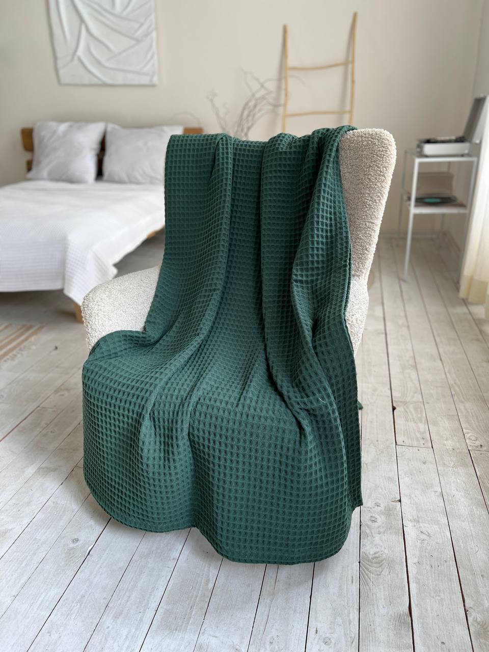 Waffle bedspread, 100% cotton, emerald green color