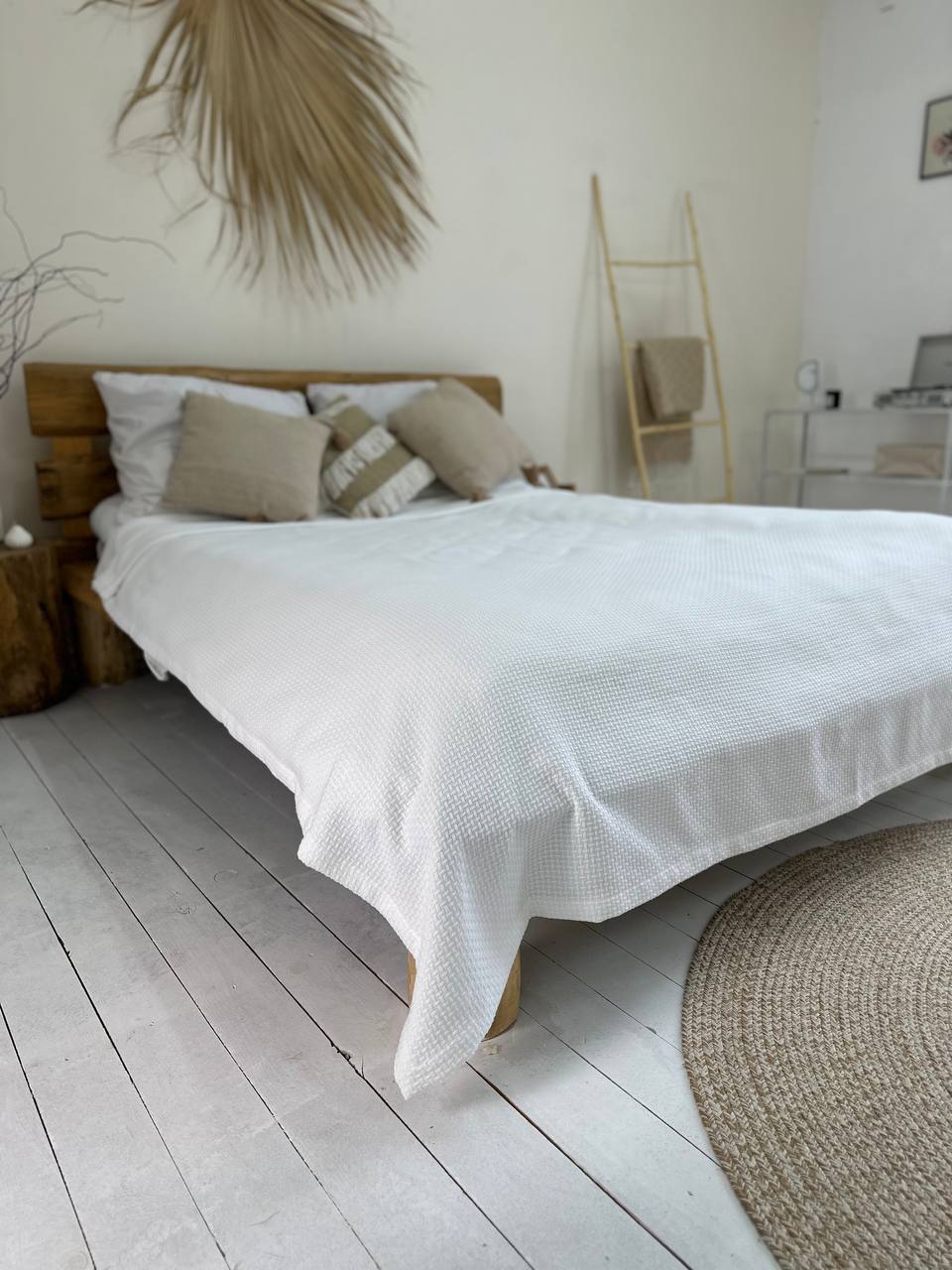 Сotton bedspread "Soft", white color