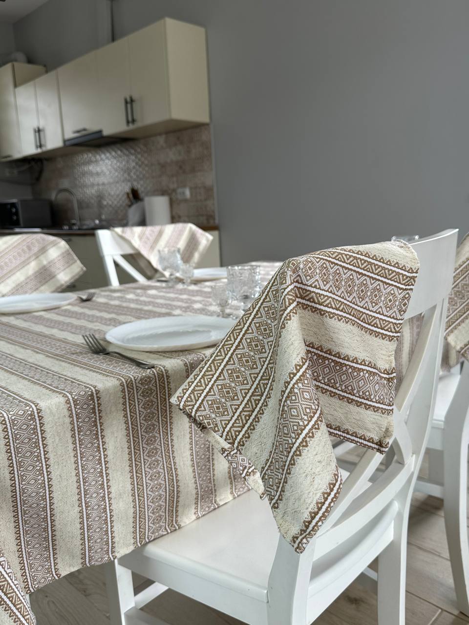 Ukrainian tablecloth embroidered linen, Ukrainian ornament, luxury quality (custom or standard size)