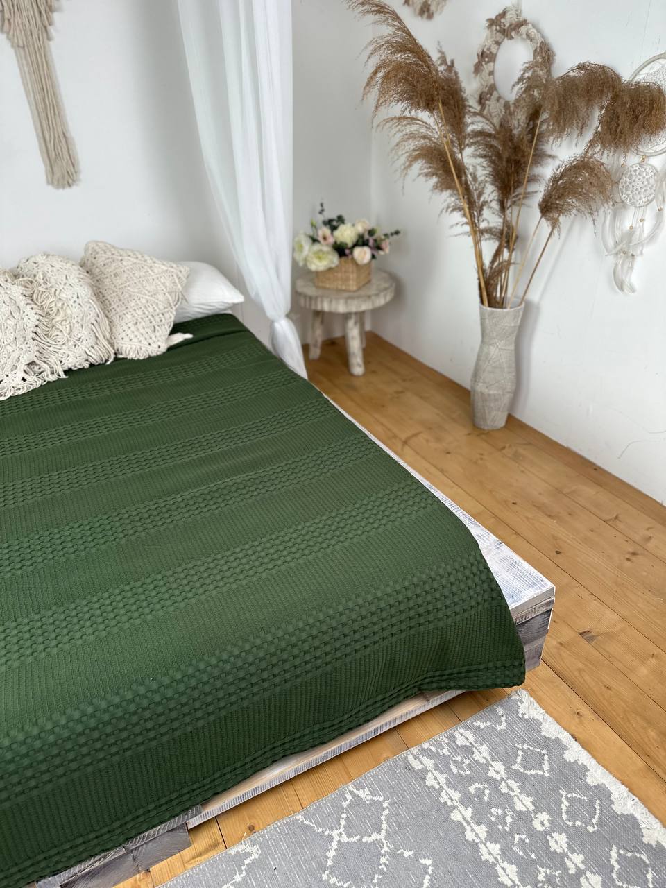 Сotton bedspread "Pike", emerald green color