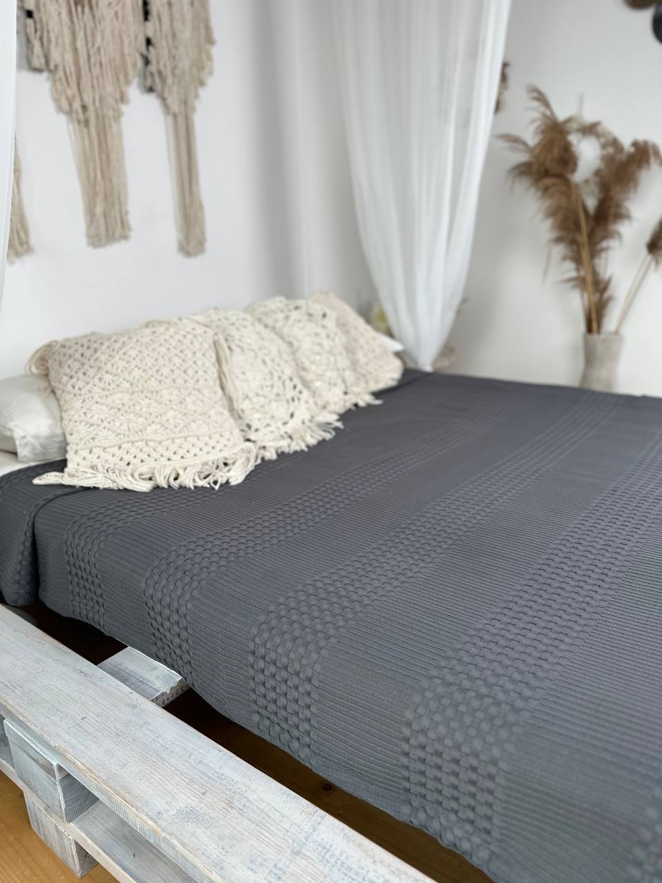 Сotton bedspread "Pike", graphite color