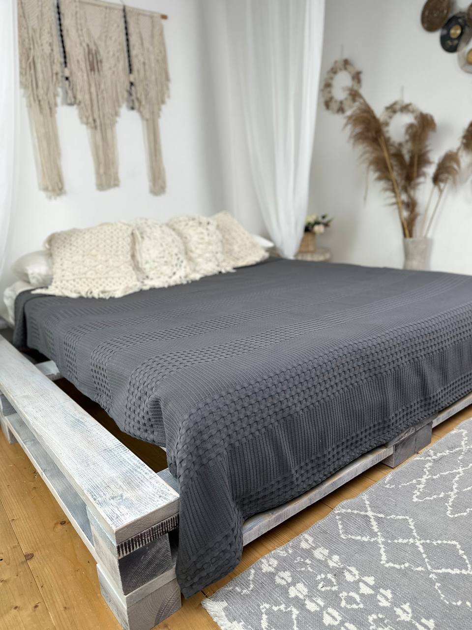 Сotton bedspread "Pike", graphite color