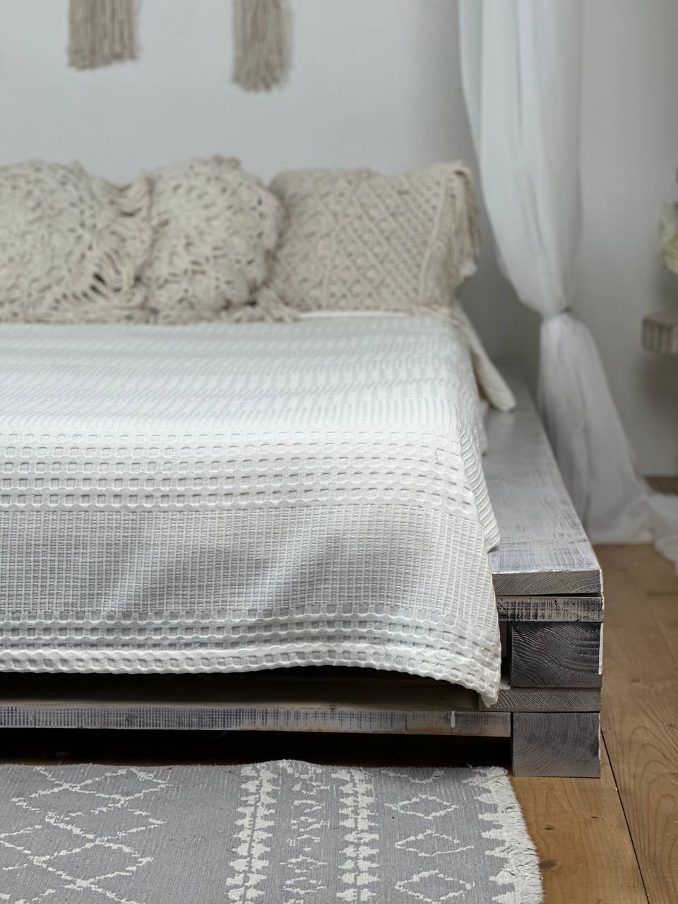 Сotton bedspread "Pike", milk color