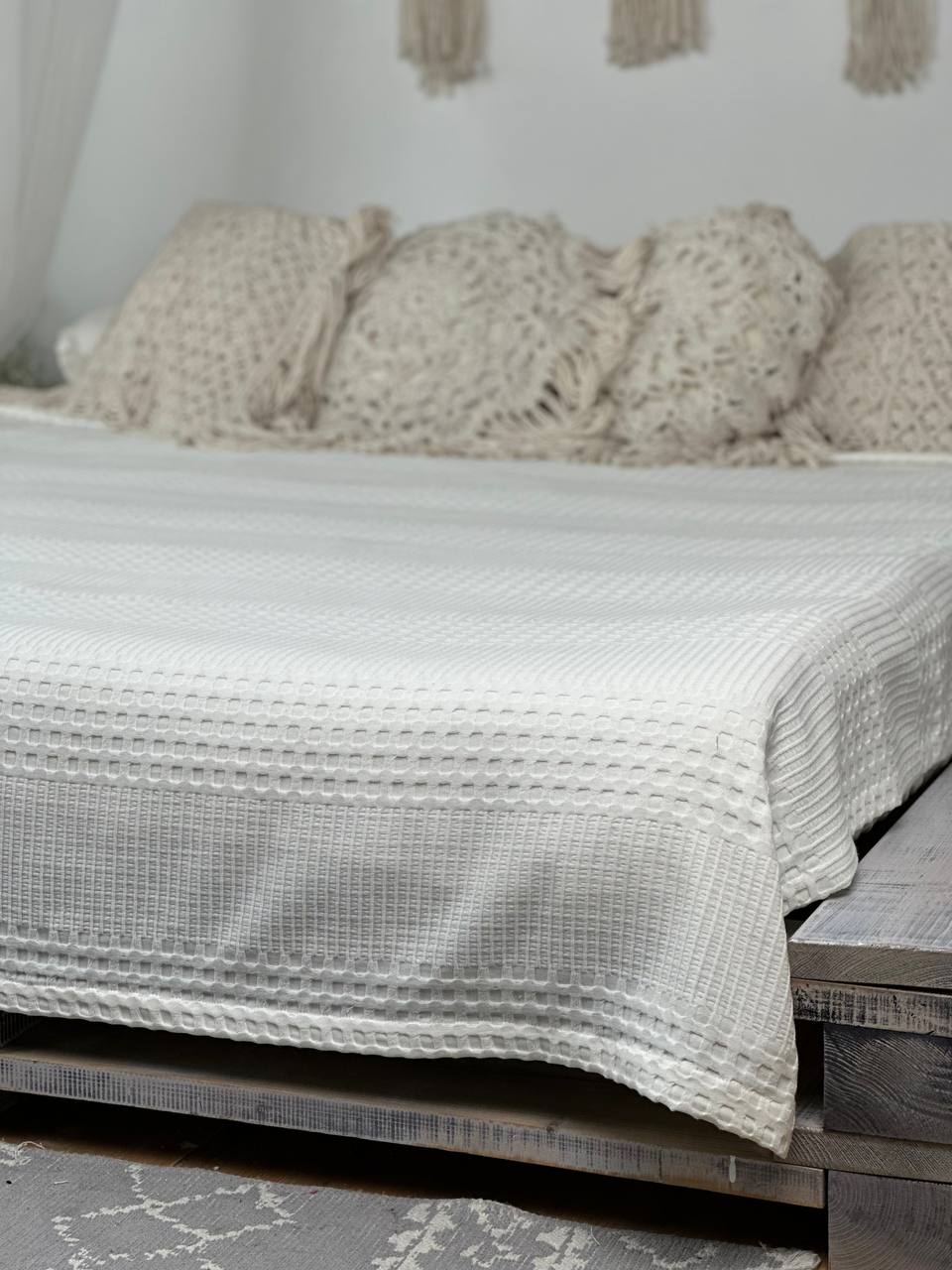 Сotton bedspread "Pike", milk color