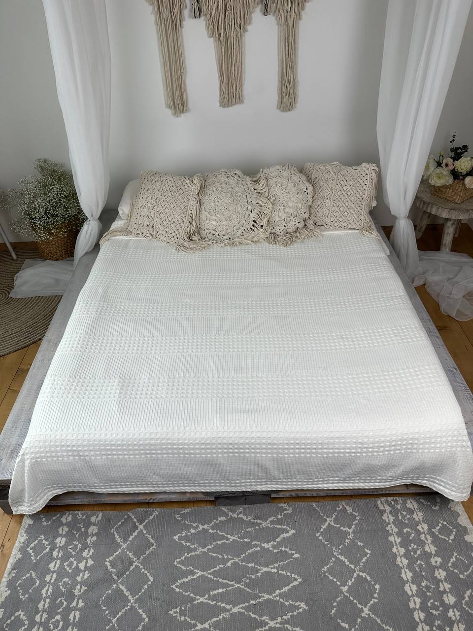 Сotton bedspread "Pike", milk color