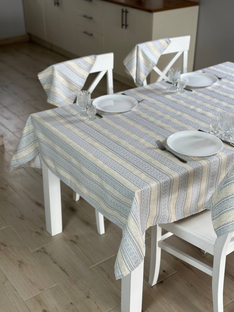 Ukrainian tablecloth embroidered linen, Ukrainian ornament, luxury quality (custom or standard size)