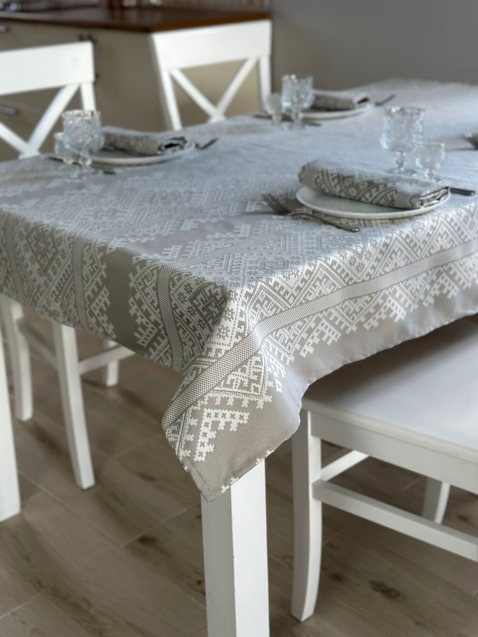 Ukrainian tablecloth embroidered linen, Ukrainian ornament, luxury quality (custom or standard size)