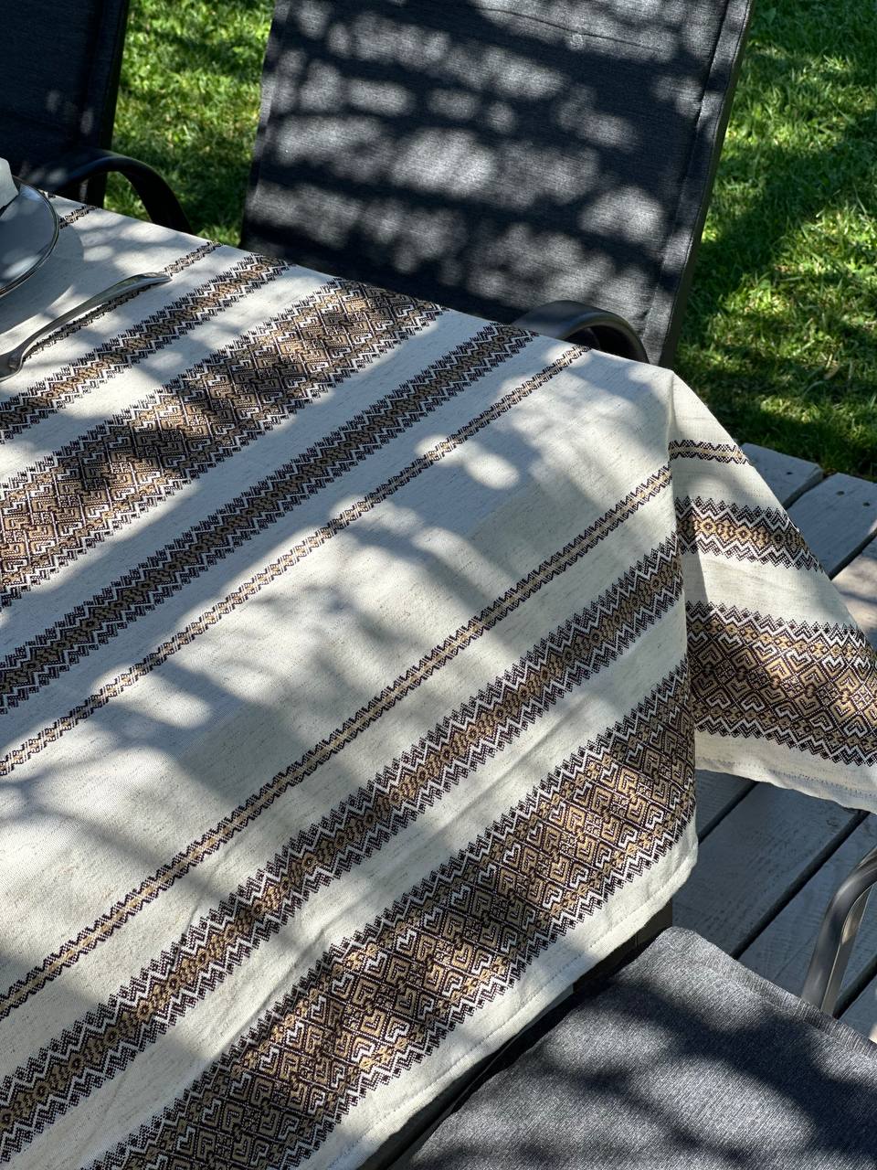 Ukrainian tablecloth embroidered linen, Ukrainian ornament, luxury quality (custom or standard size)