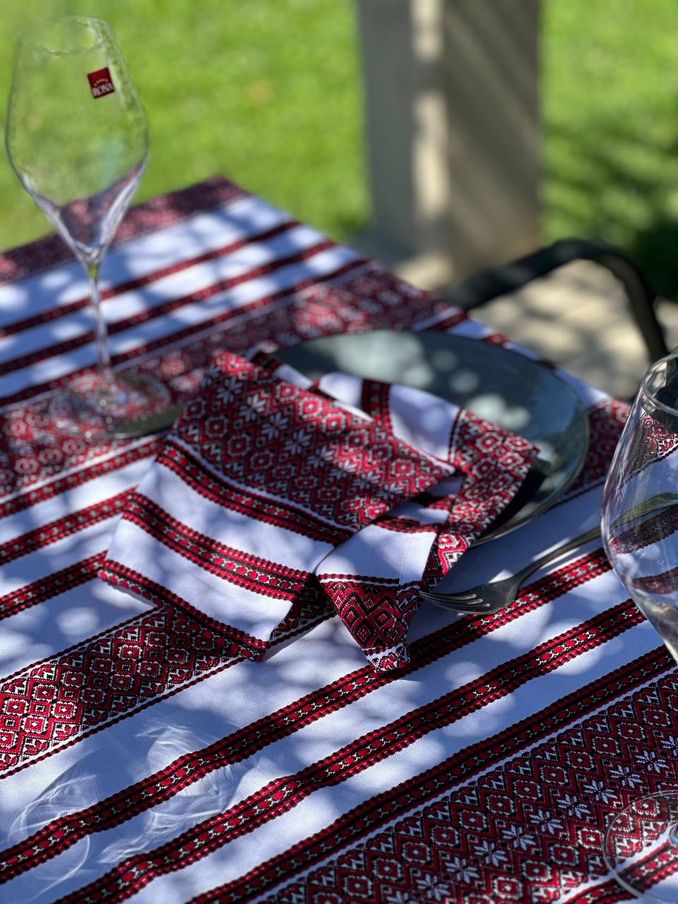 Ukrainian tablecloth embroidered linen, Ukrainian ornament, luxury quality (custom or standard size)