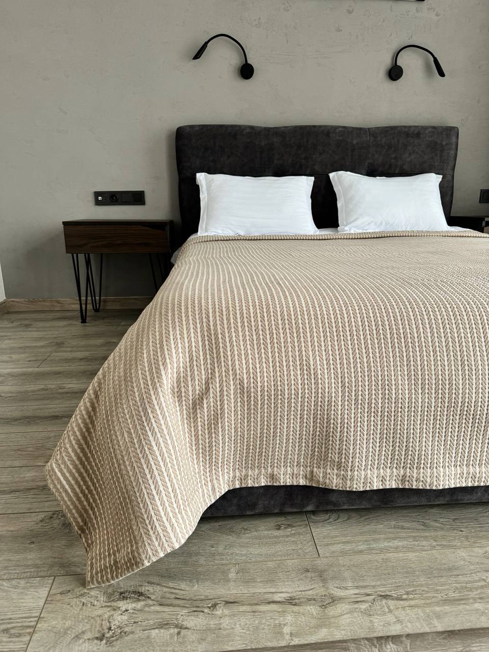 Plaid bedspread braid-combined, 100% cotton, beige color