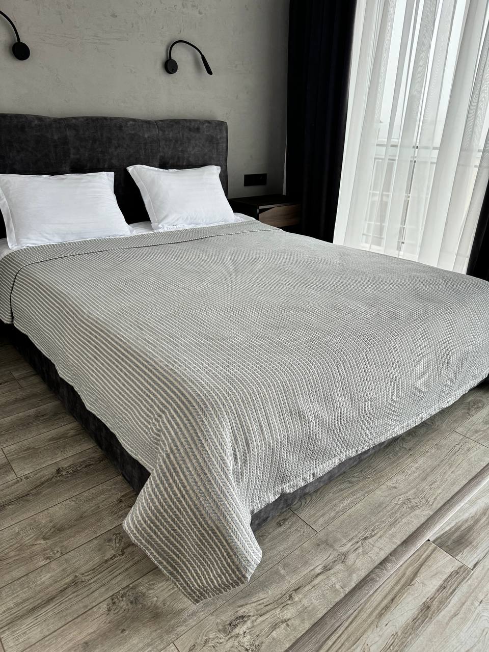 Plaid bedspread braid-combined, 100% cotton, gray color