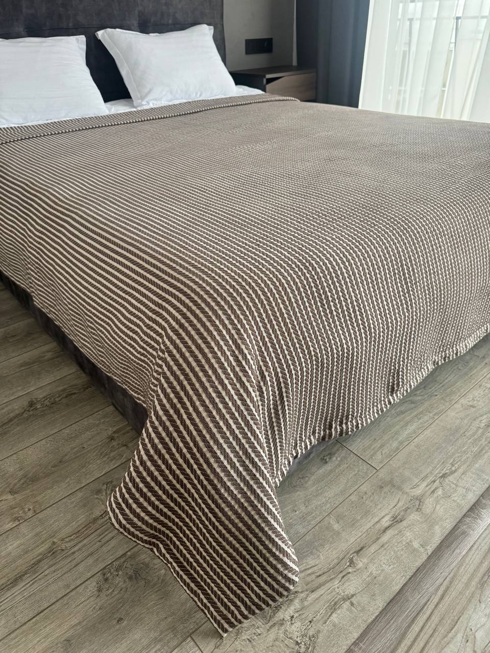 Plaid bedspread braid-combined, 100% cotton, brown color