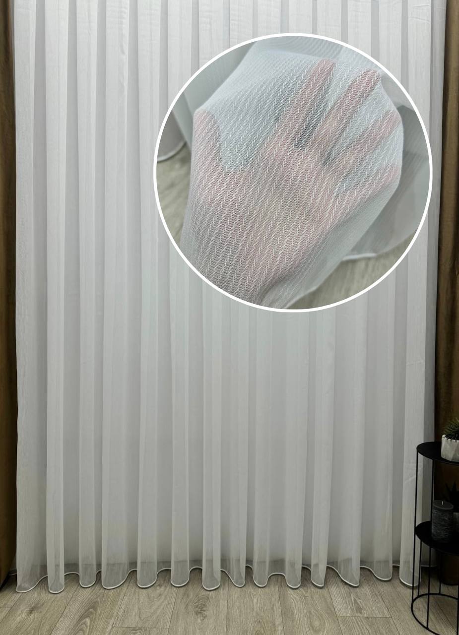 Plain sheer curtain “ Braid ” on a bamboo base, milk color