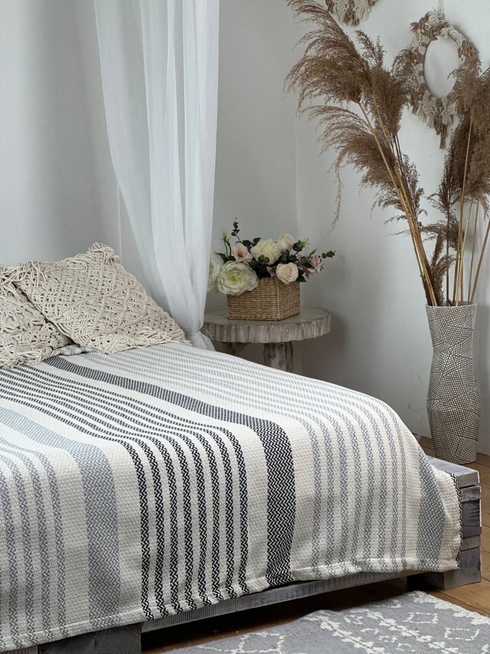 Plaid bedspread “Line”, 100% cotton, gray color