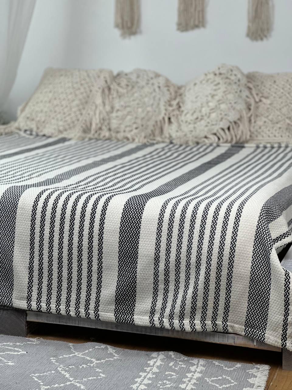 Plaid bedspread “Line”, 100% cotton, dark gray color