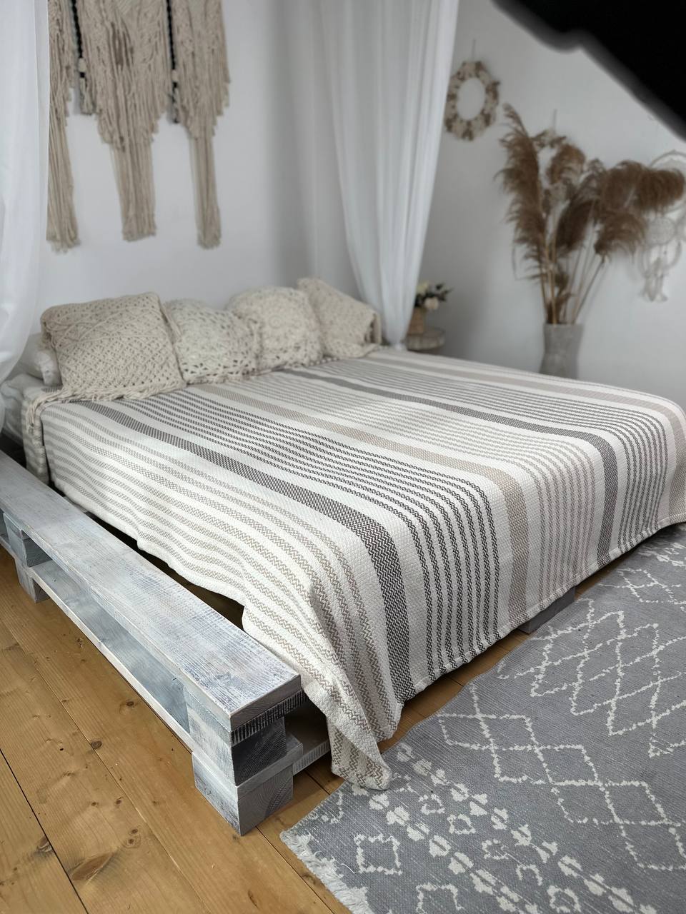 Plaid bedspread “Line”, 100% cotton, beige color