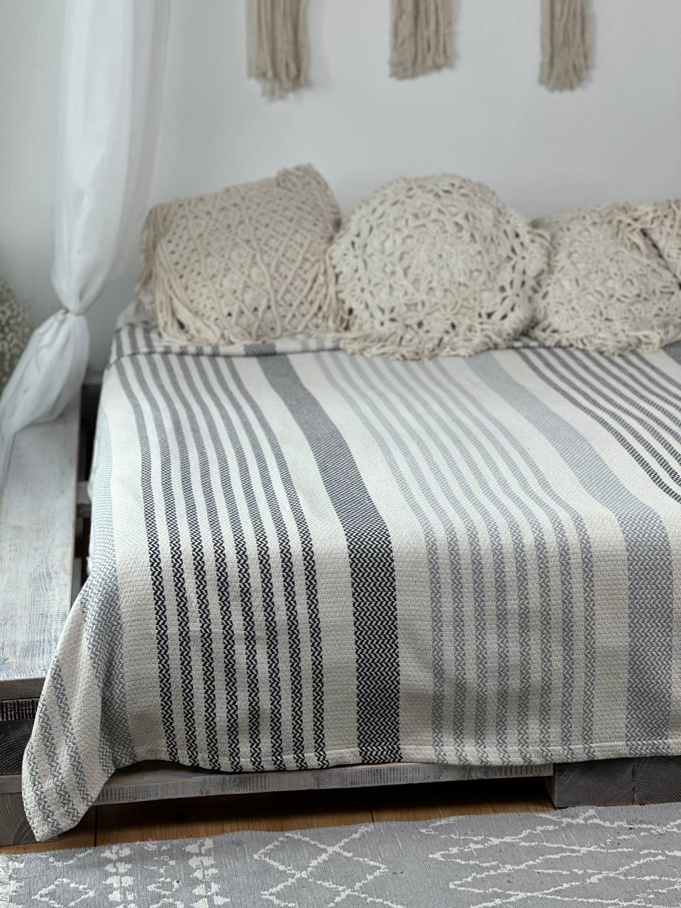 Plaid bedspread “Line”, 100% cotton, gray color