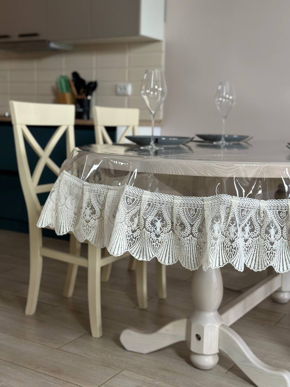 Silicone tablecloth with Versailles lace, color: Milk (custom size or standard size)