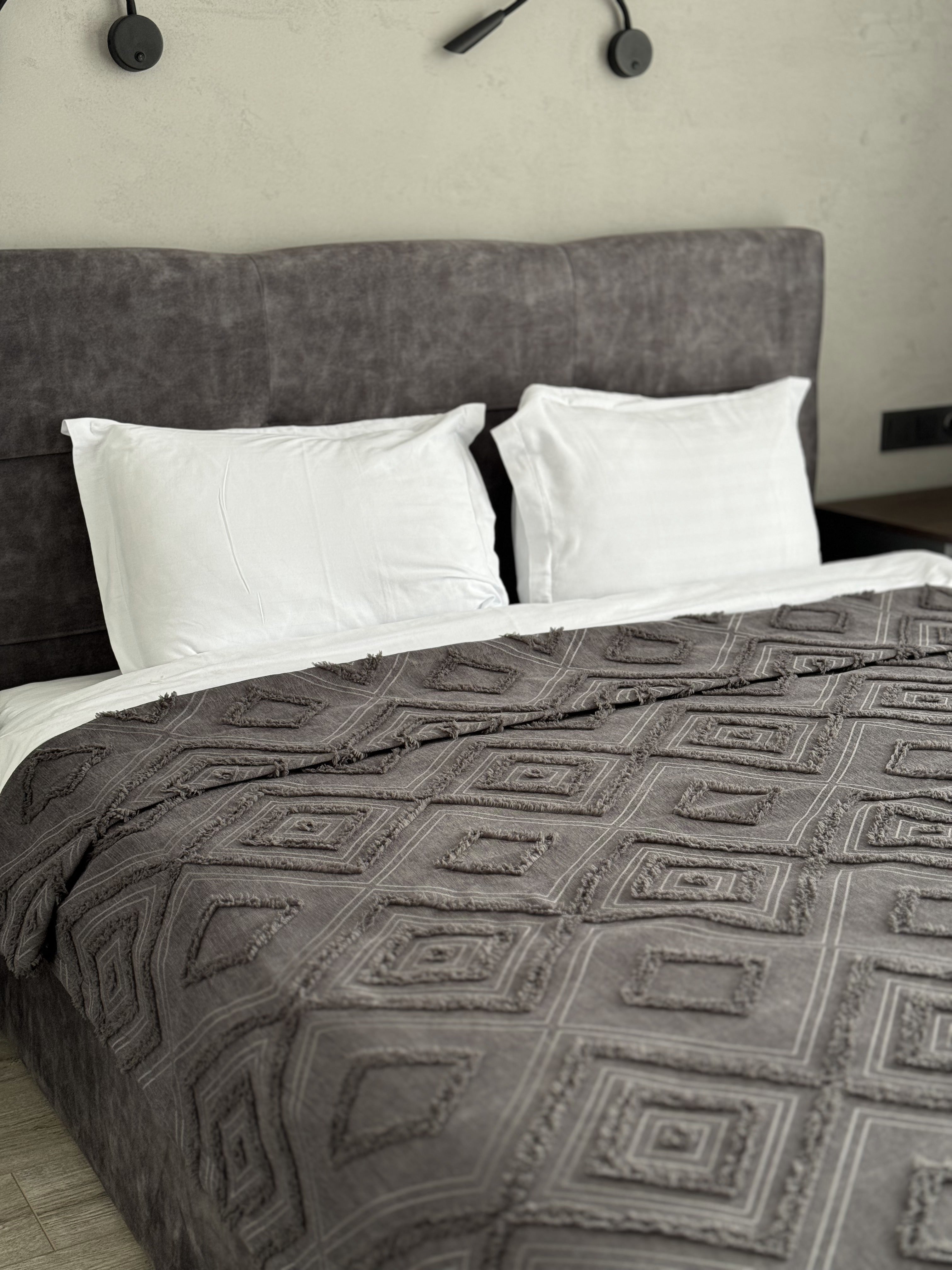 Scandinavian bedspread, 100% cotton, graphite color