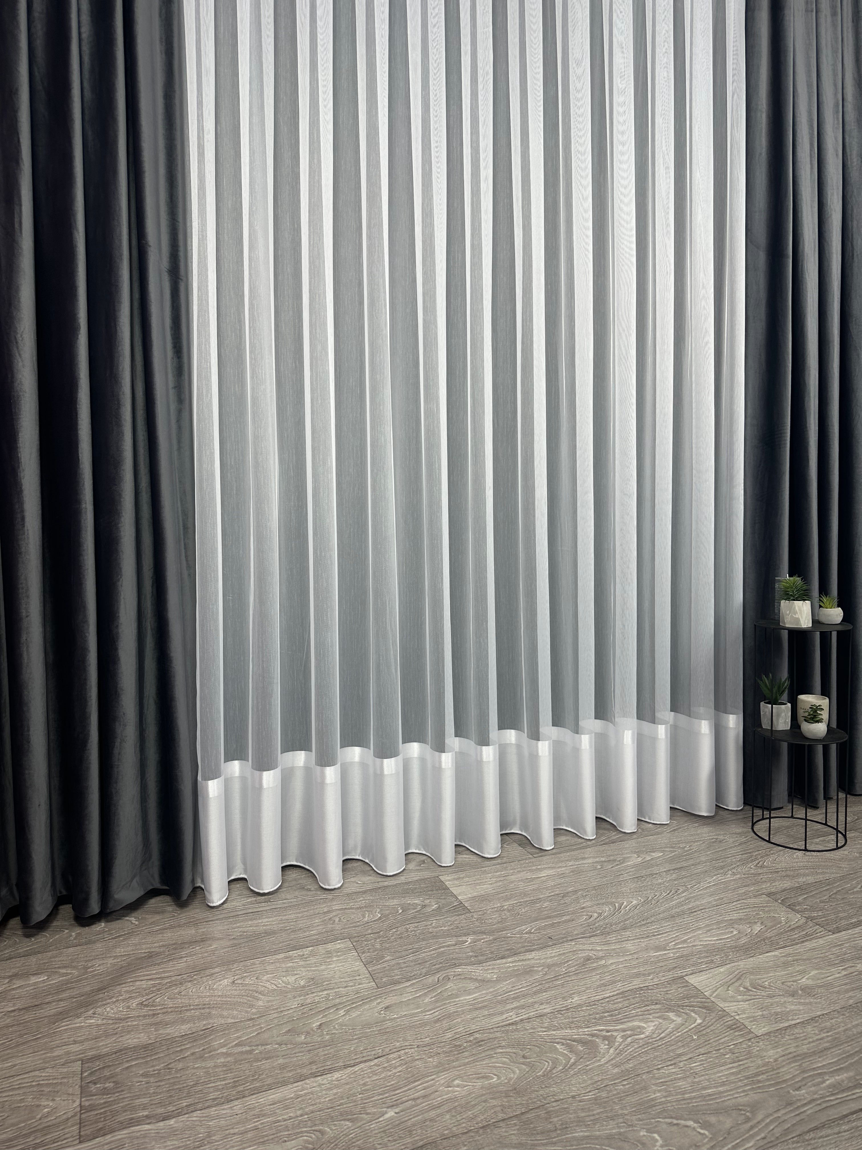 Sheer curtain with stripes and satin inserts, white color