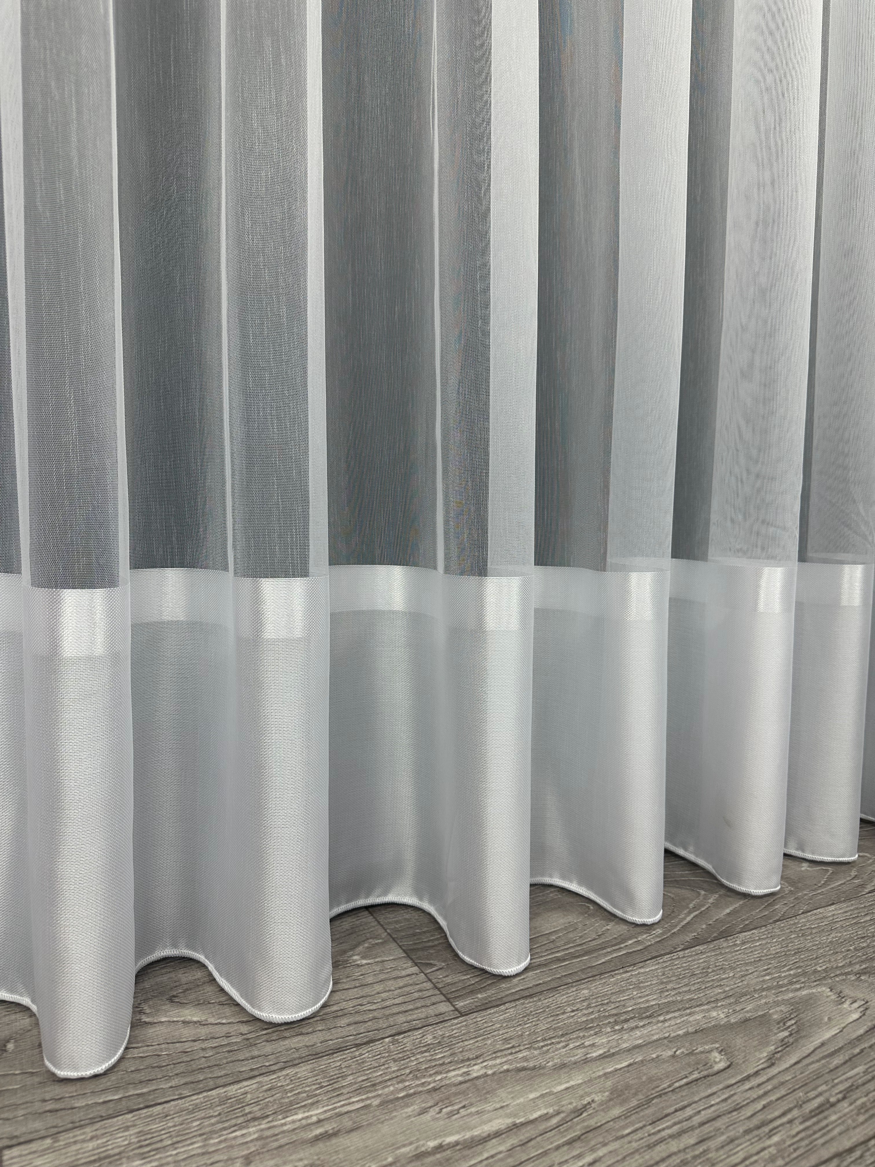 Sheer curtain with stripes and satin inserts, white color