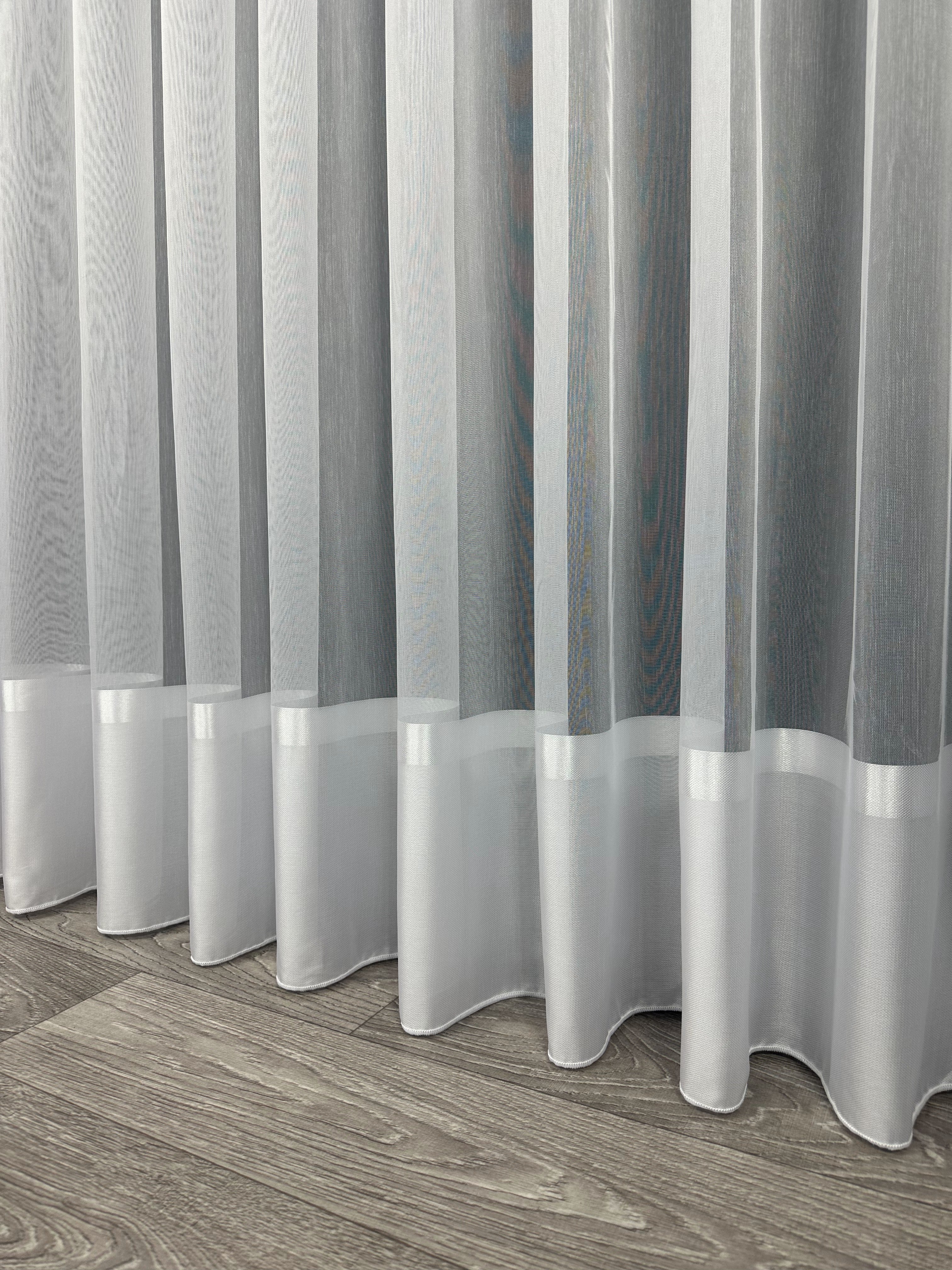 Sheer curtain with stripes and satin inserts, white color