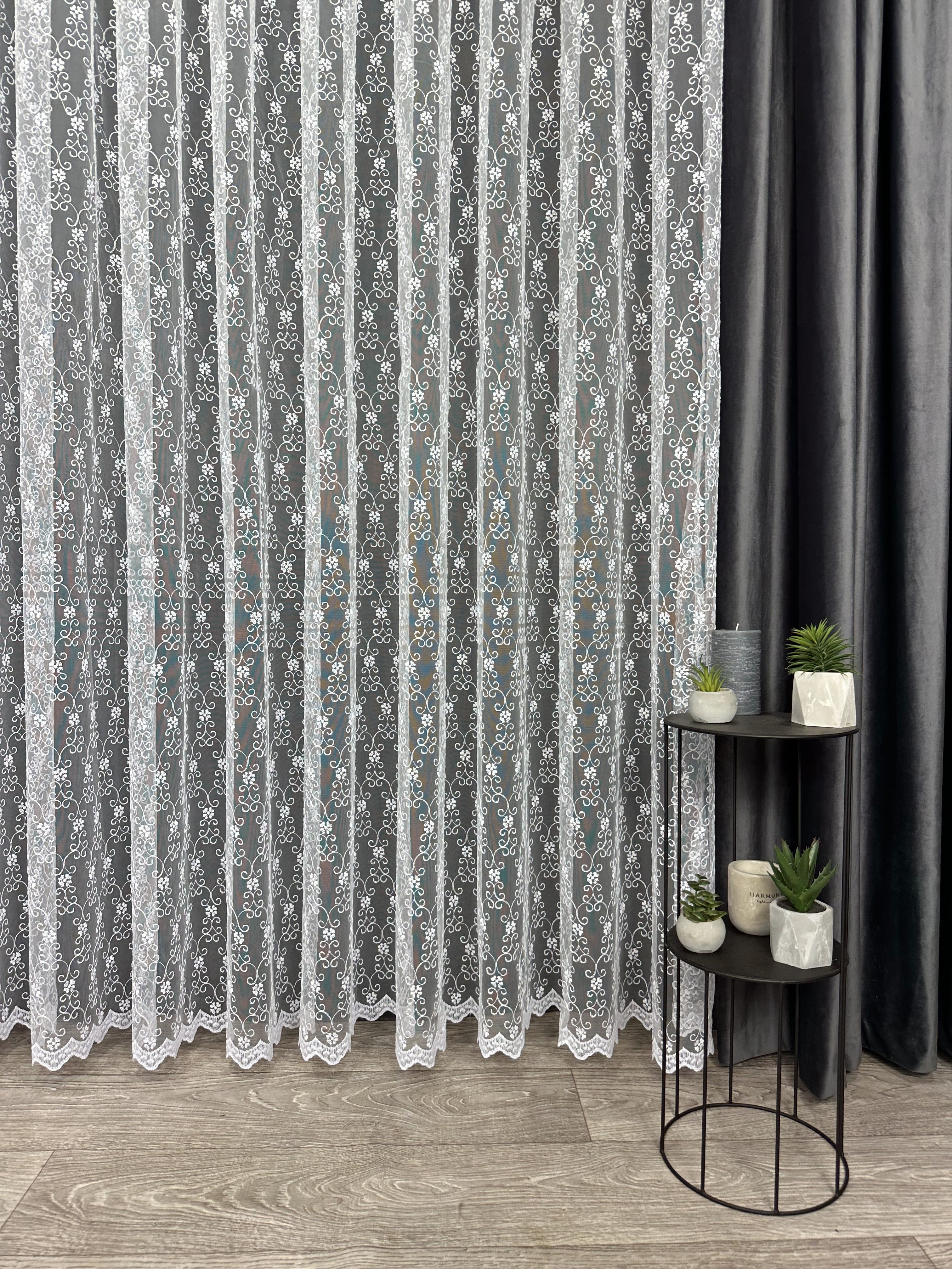Sheer curtain with beautiful embroidery, white color