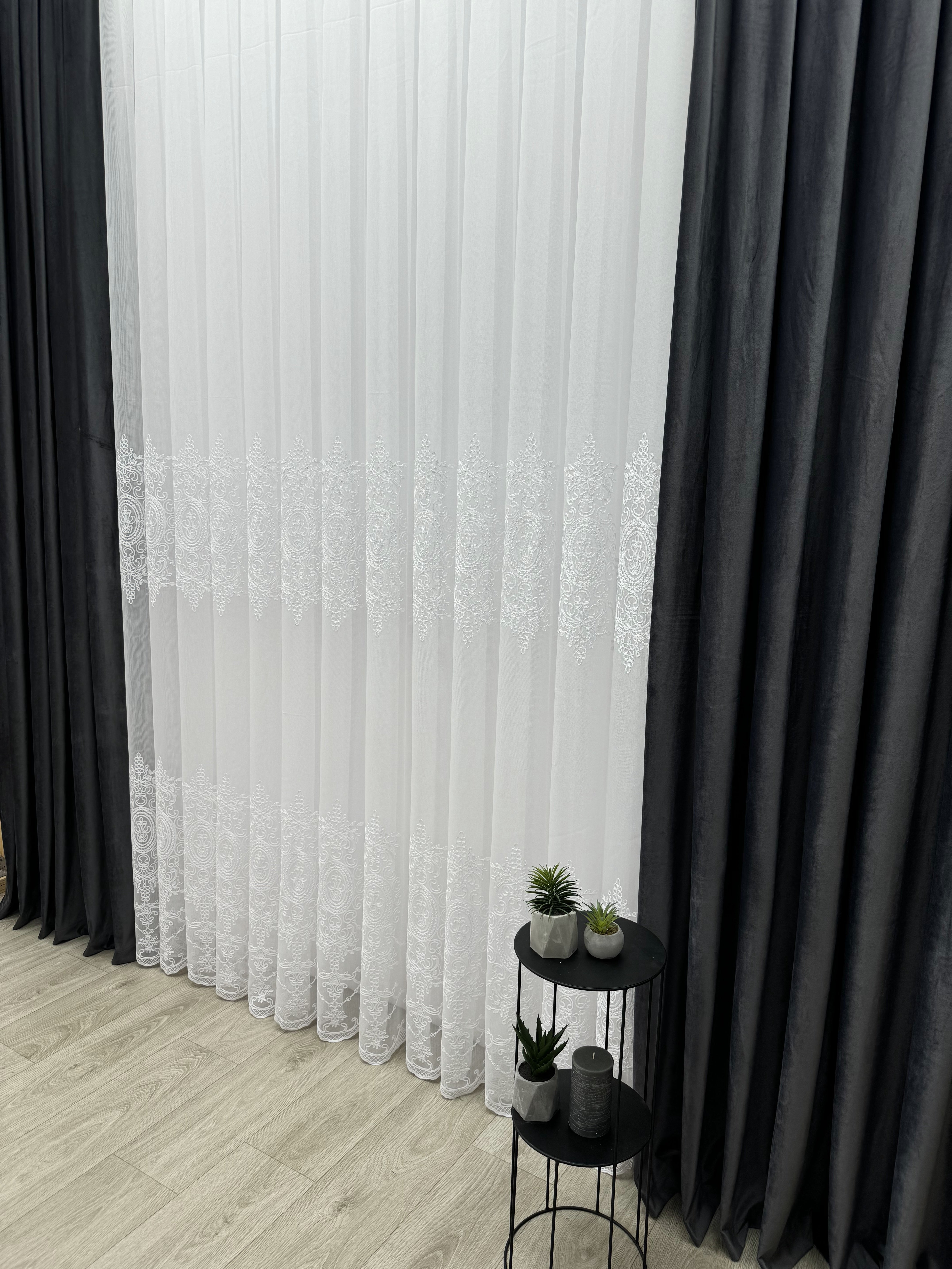 Sheer curtain with beautiful embroidery, white color