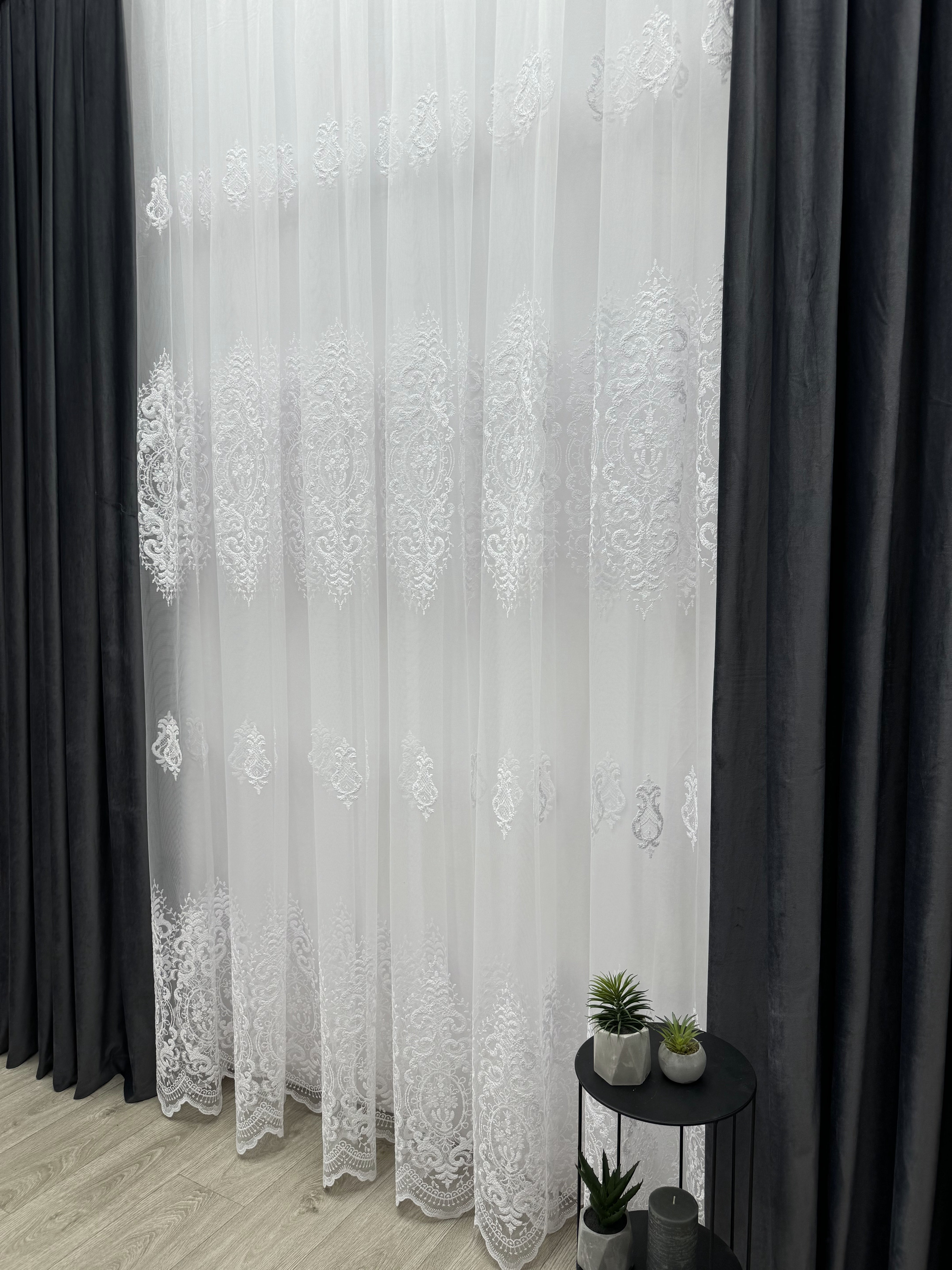 Sheer curtain with beautiful embroidery, white color