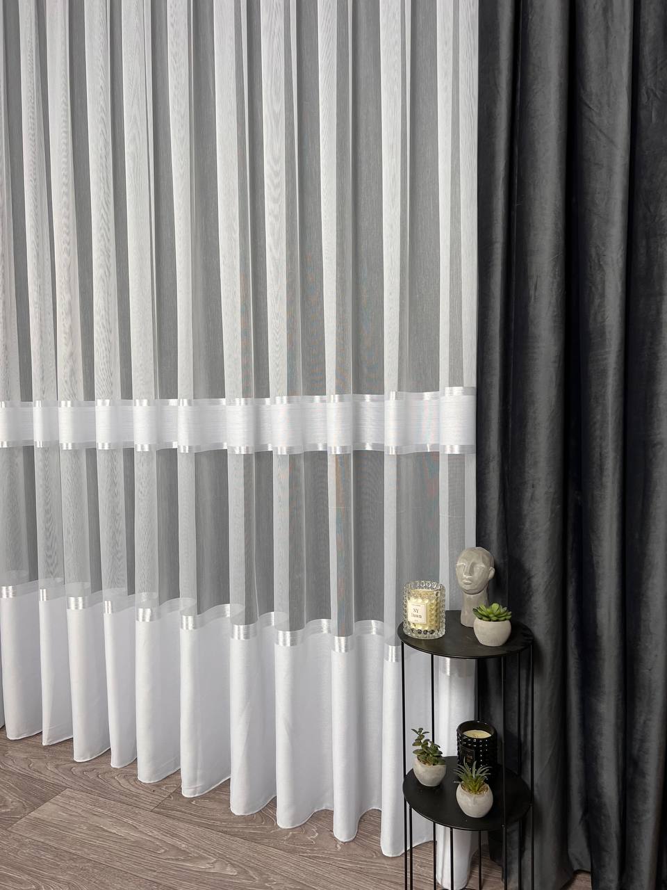 Sheer curtain with stripes and satin inserts, white color