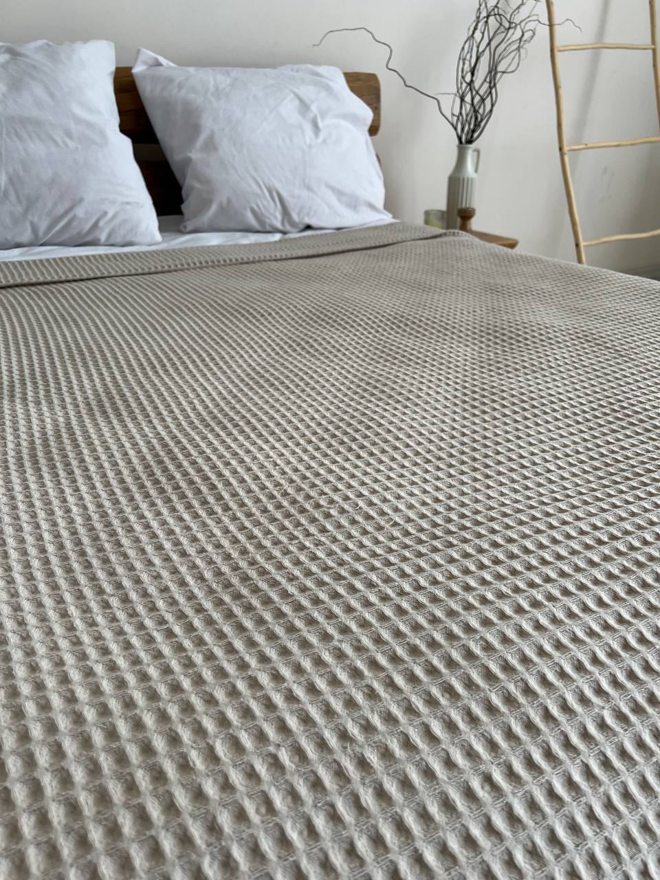 Waffle bedspread, 100% cotton, cappuccino color