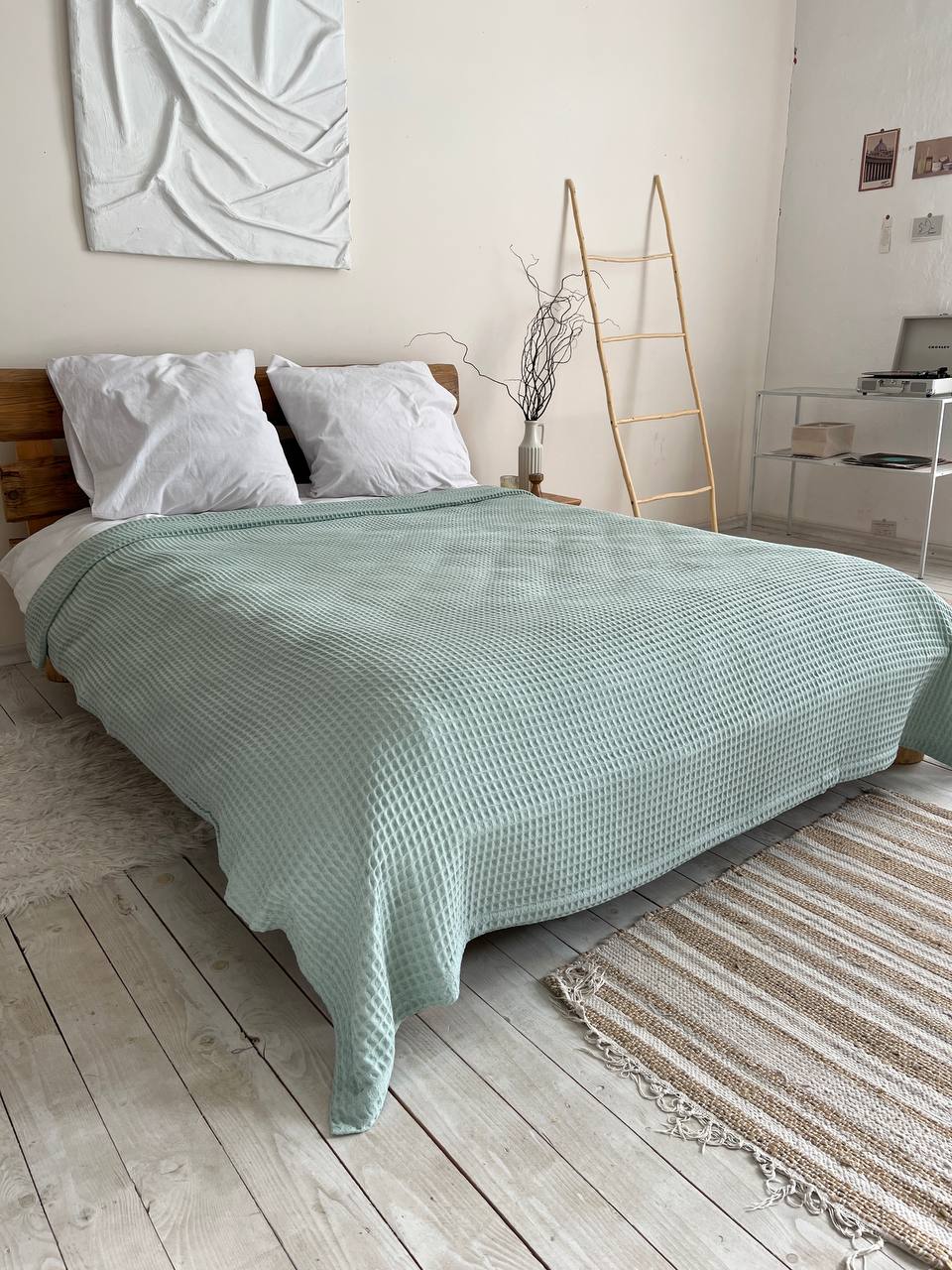 Waffle bedspread, 100% cotton, mint color