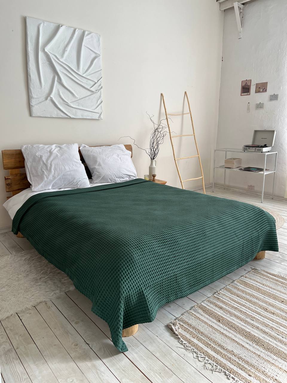 Waffle bedspread, 100% cotton, emerald green color