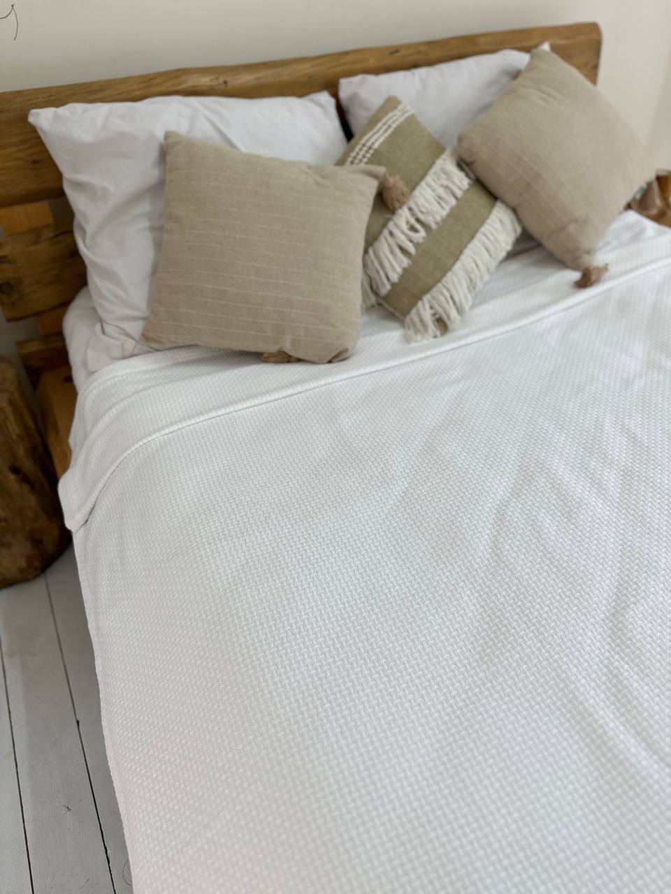 Сotton bedspread "Soft", white color