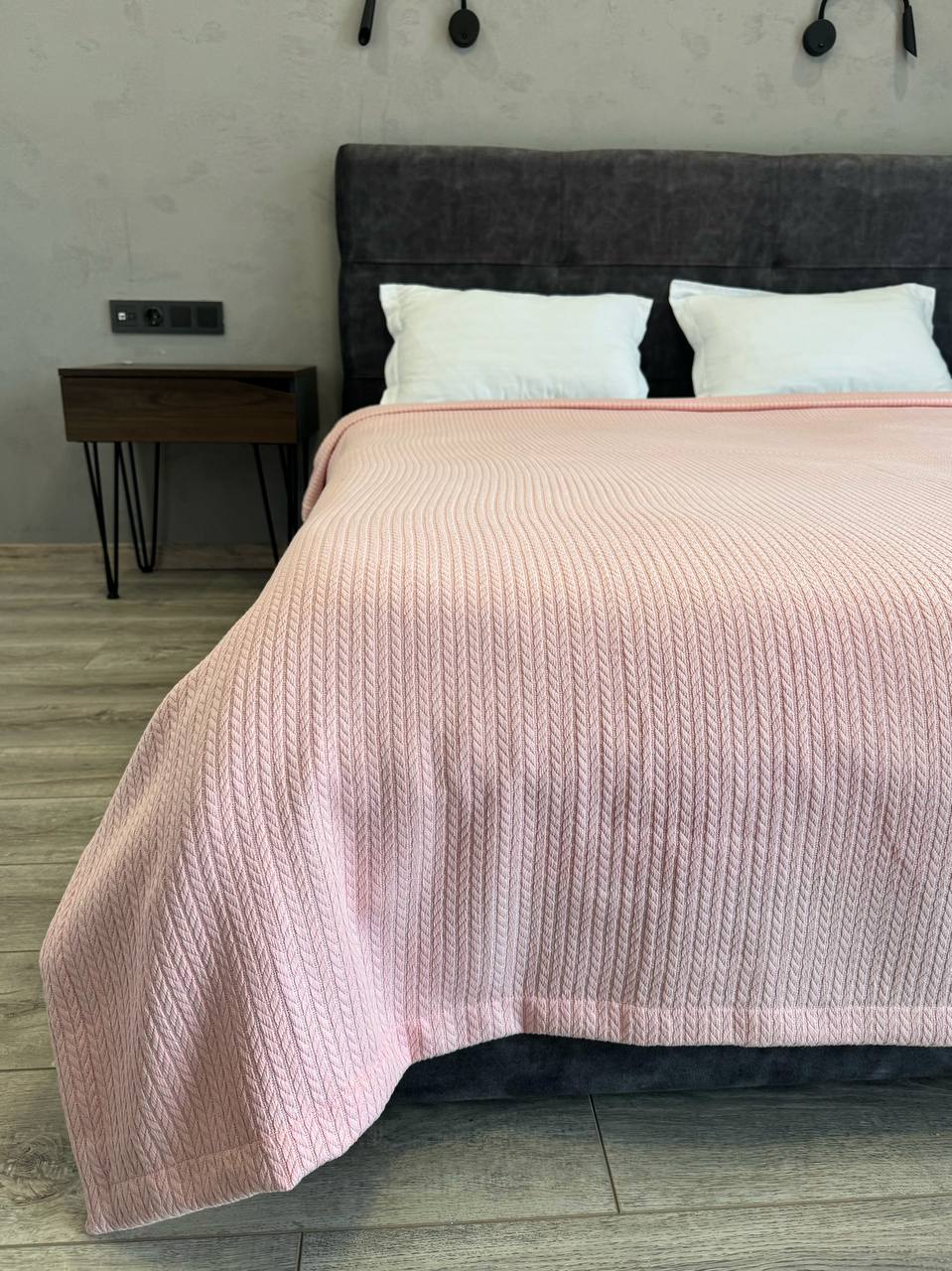 Bedspread "Braid", 100% cotton, pink color