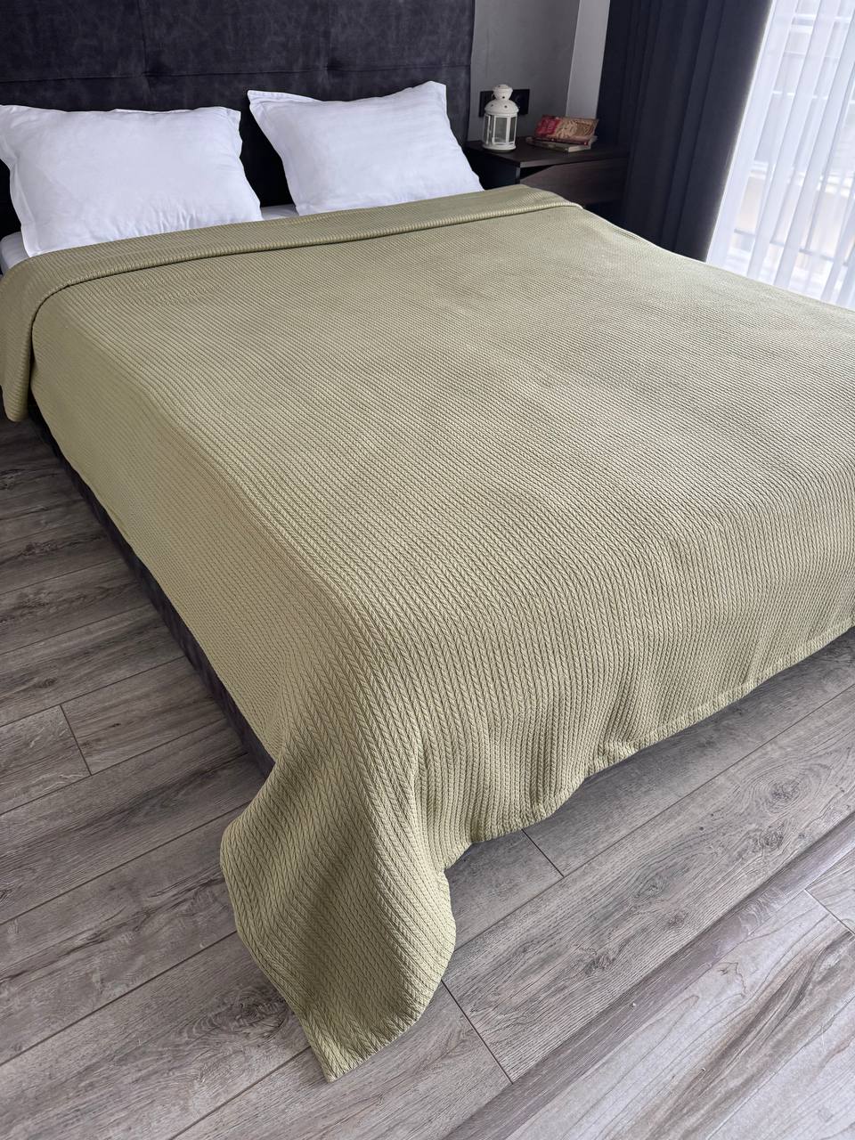 Bedspread "Braid", 100% cotton, pistachio color