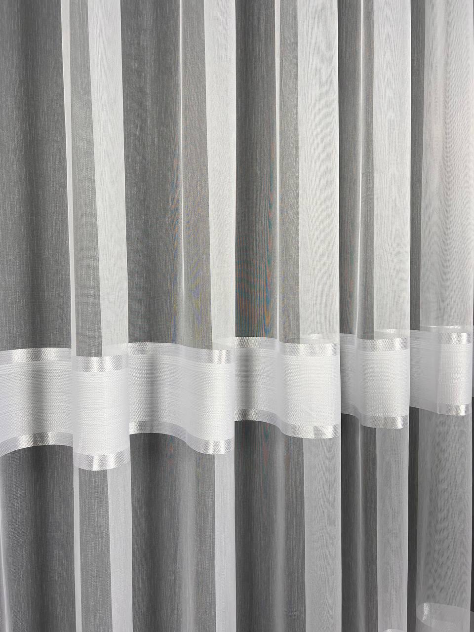 Sheer curtain with stripes and satin inserts, white color